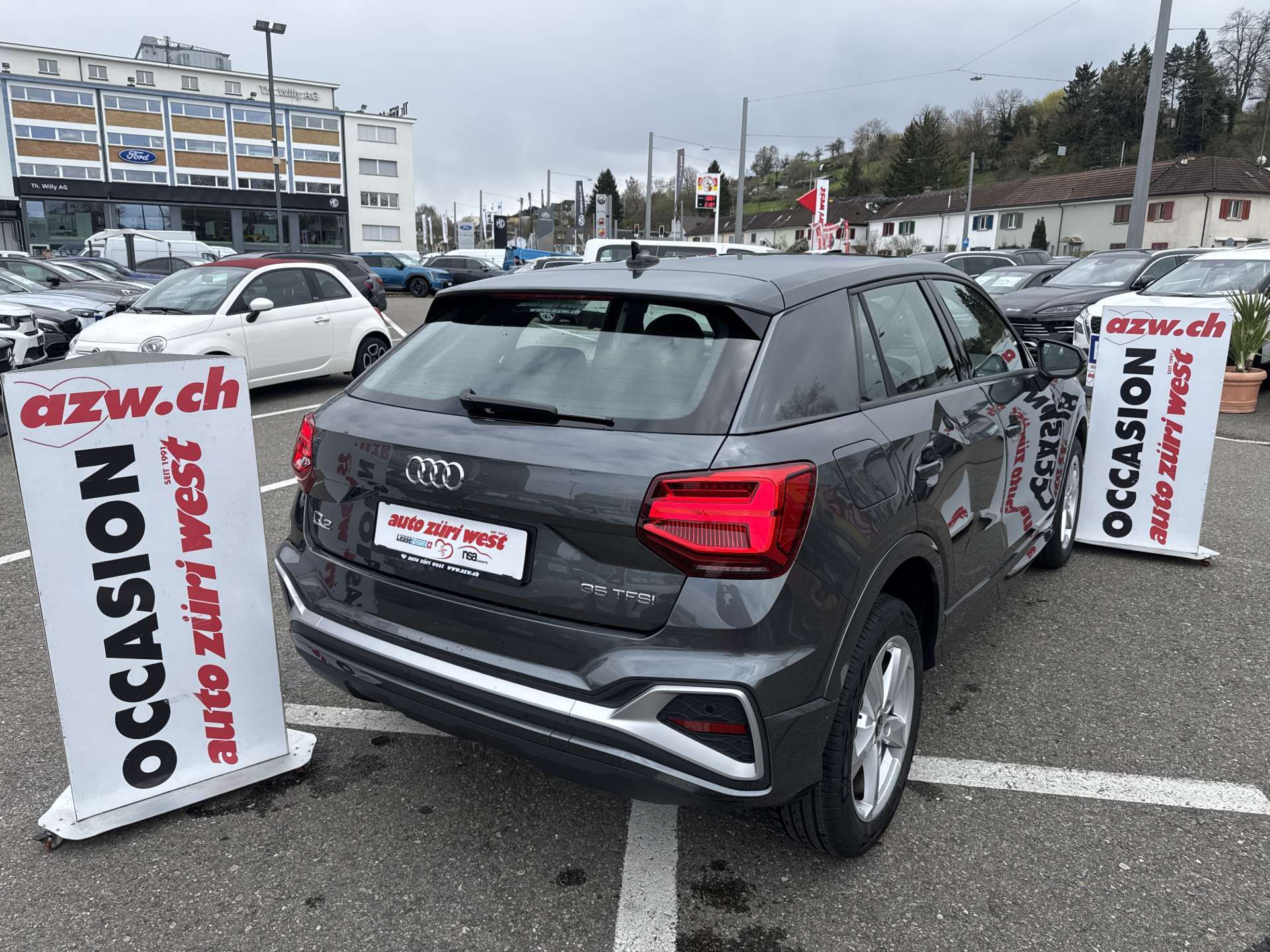 AUDI Q2 35 TFSi S-Line S-Tronic Automat-image-2