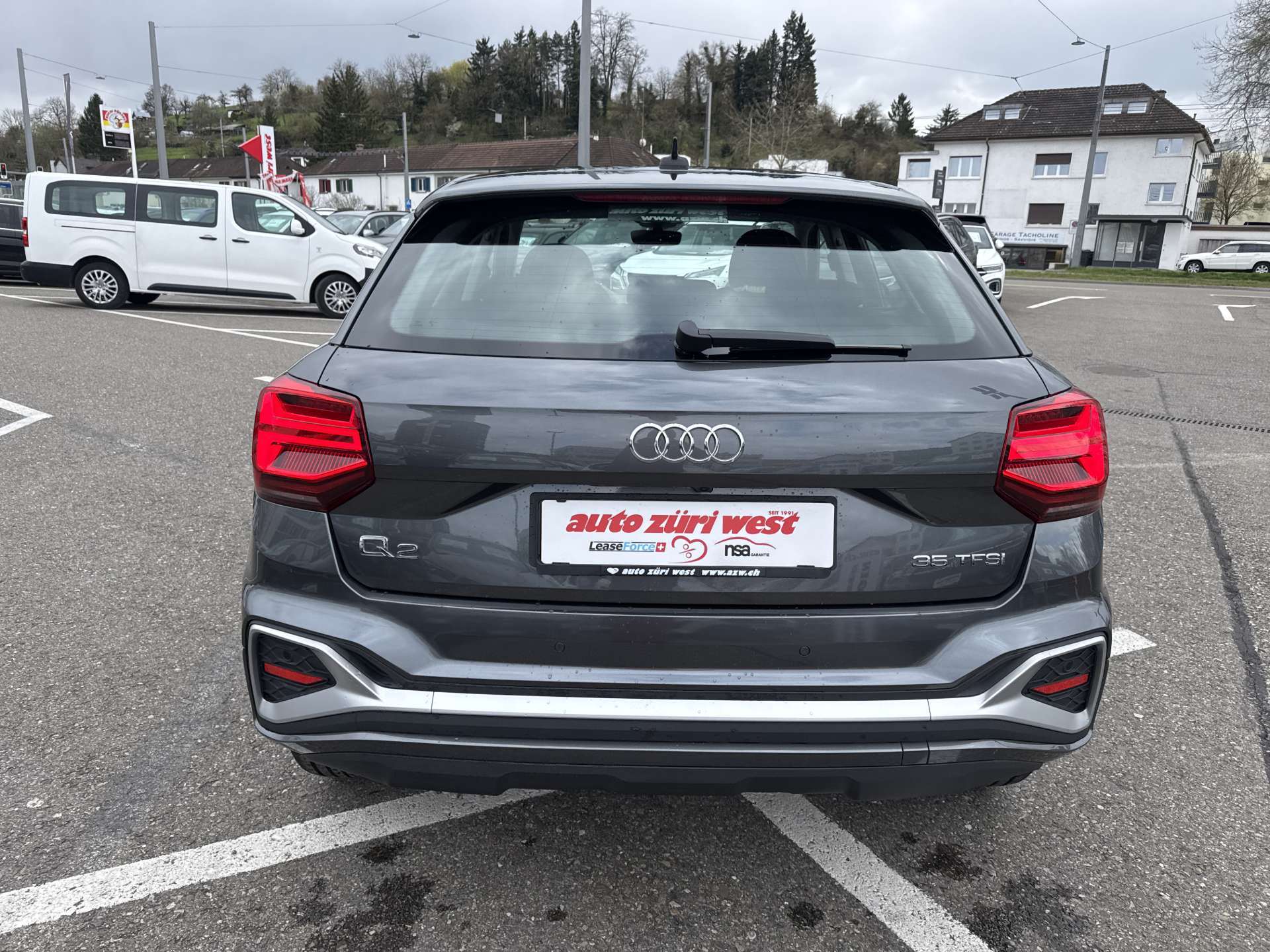 AUDI Q2 35 TFSi S-Line S-Tronic Automat-image-14