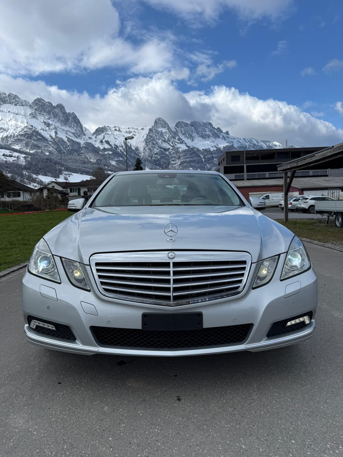 MERCEDES-BENZ E 350 CGI BlueEfficiency Elégance 7G-Tronic-image-1