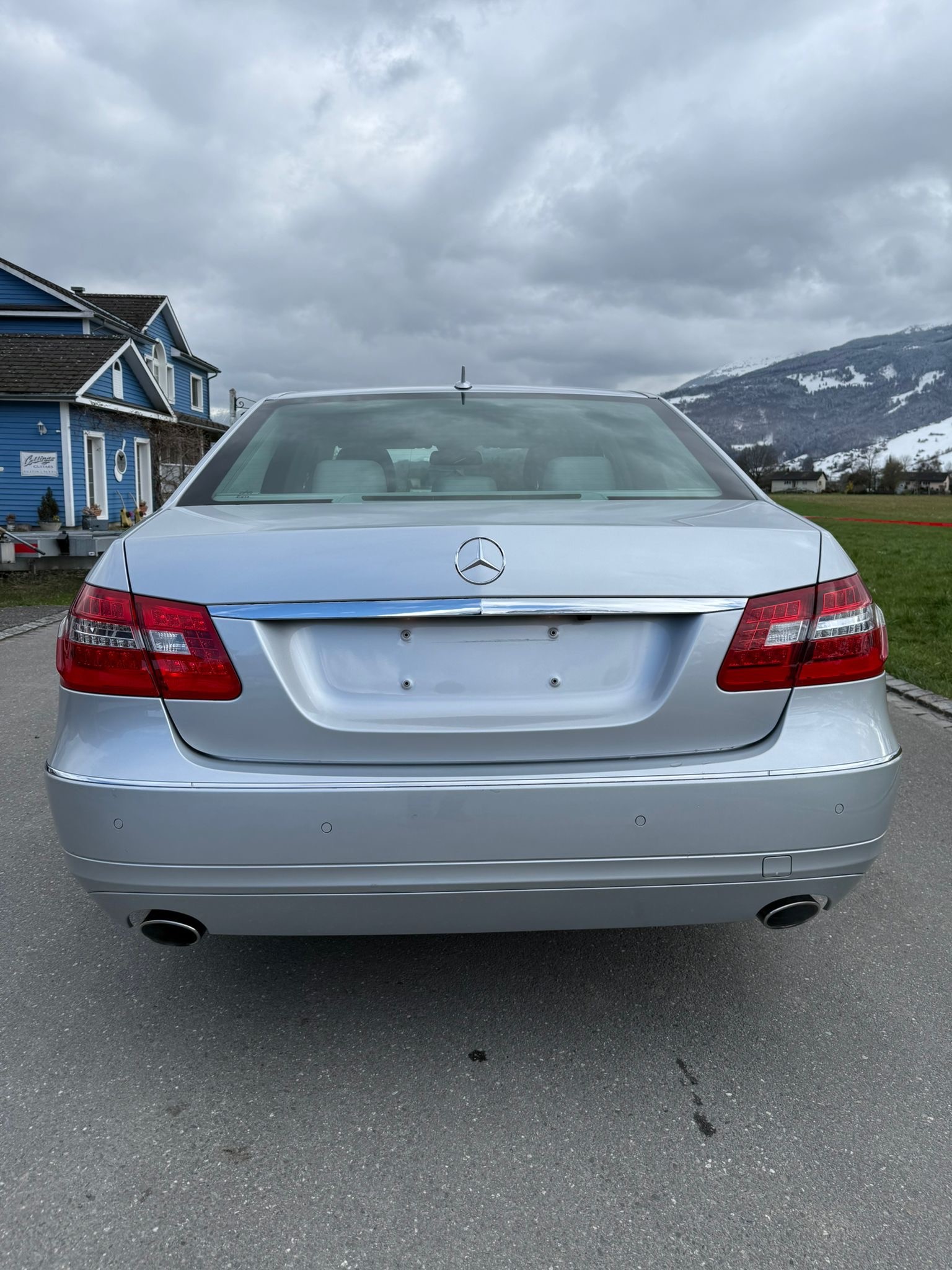 MERCEDES-BENZ E 350 CGI BlueEfficiency Elégance 7G-Tronic-image-4