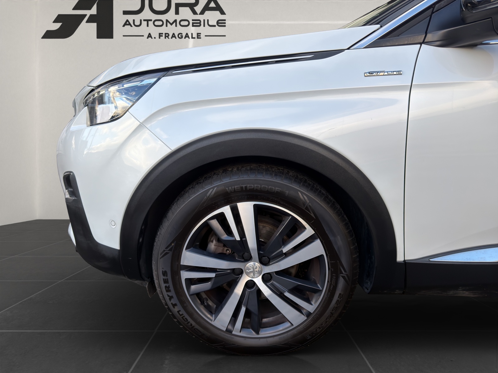 PEUGEOT 3008 1.6 THP Allure-image-6