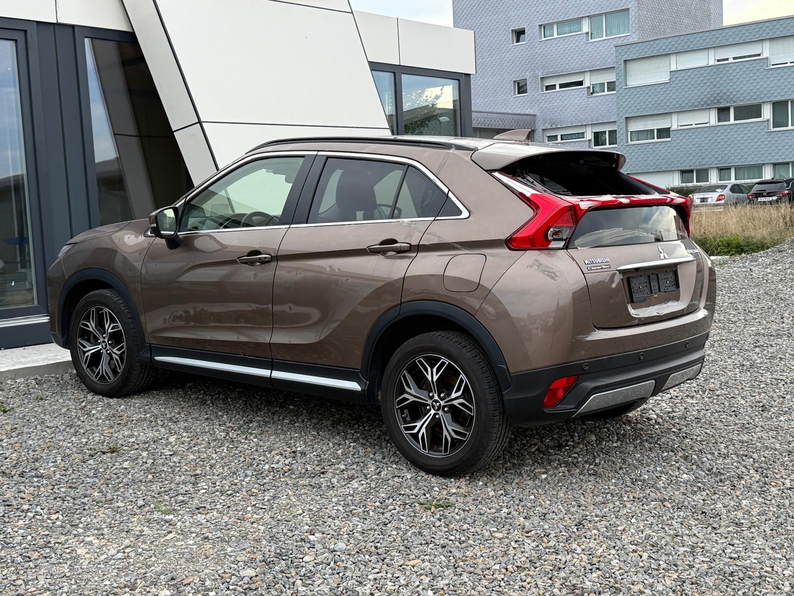 MITSUBISHI Eclipse Cross 1.5 T-Mivec Diamond 4WD CVT *HAGELSCHADEN* **Jetzt nur noch CHF 10'900.- statt CHF 15'900.-**-image-7