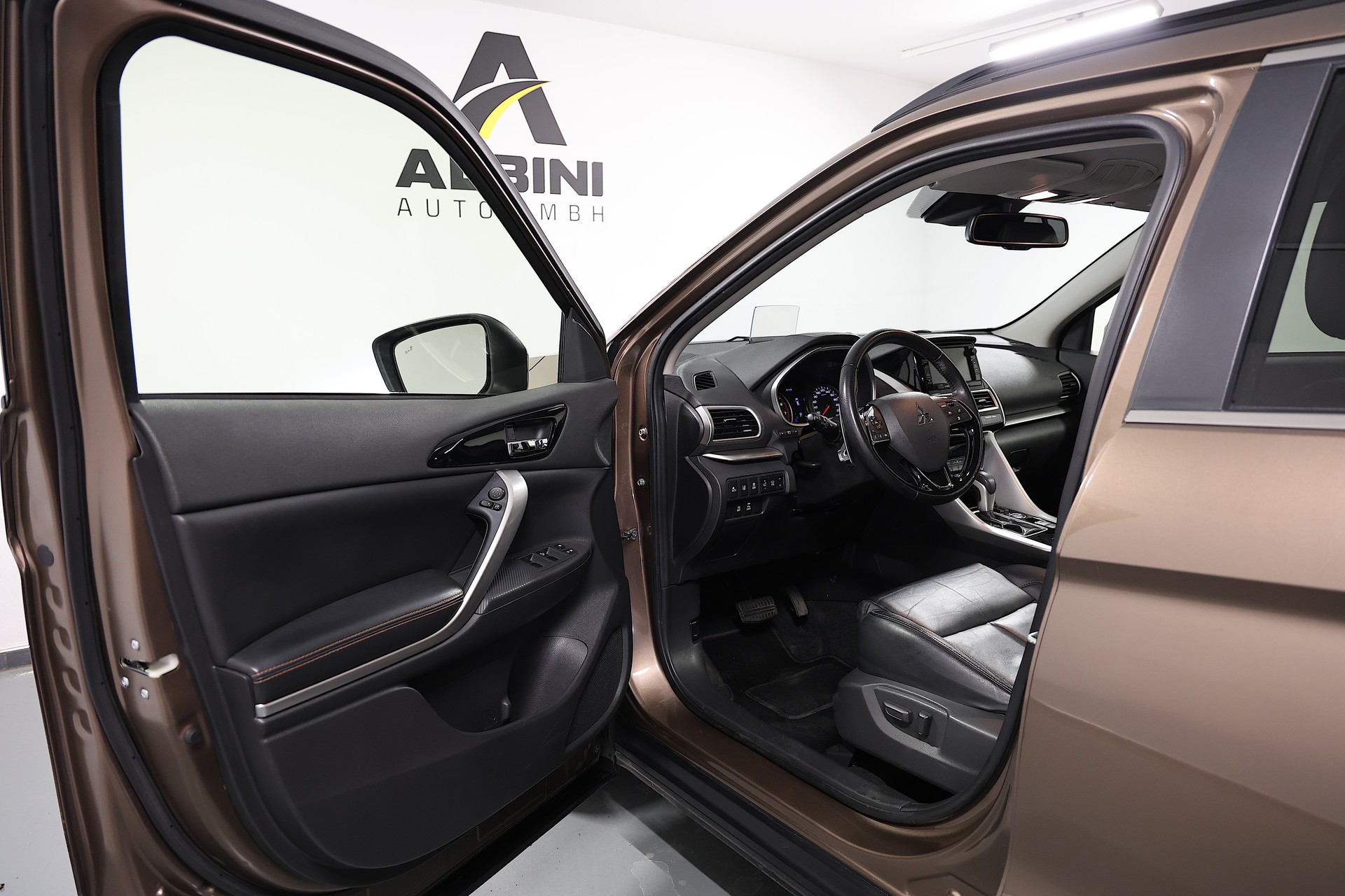 MITSUBISHI Eclipse Cross 1.5 T-Mivec Diamond 4WD CVT-image-4