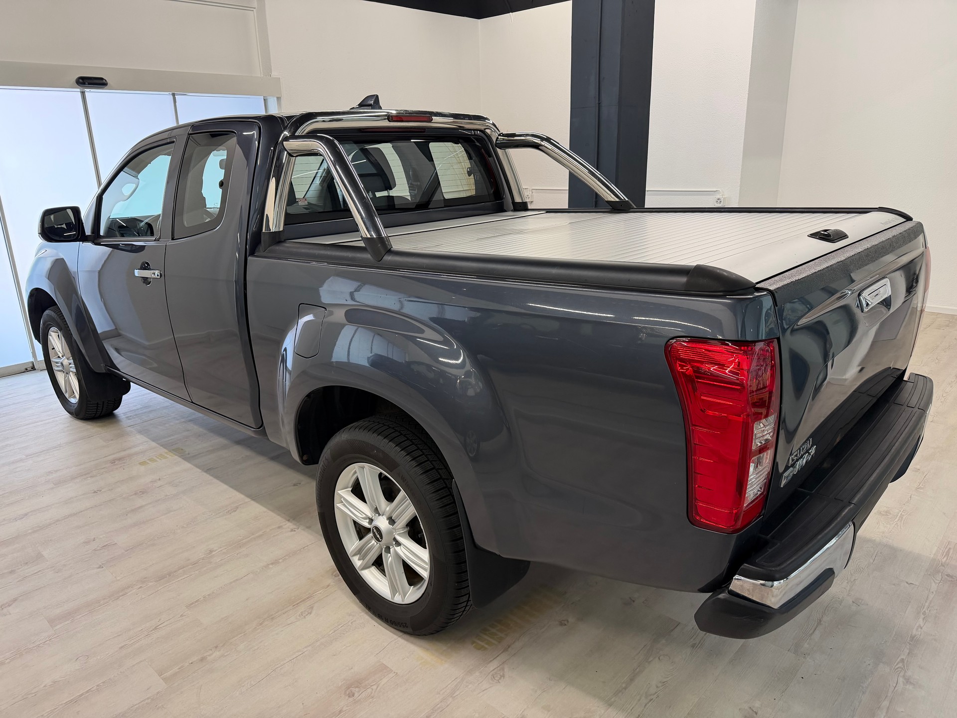 ISUZU D-MAX 1.9 SpaceCab Solar Plus 4x4 A-image-15