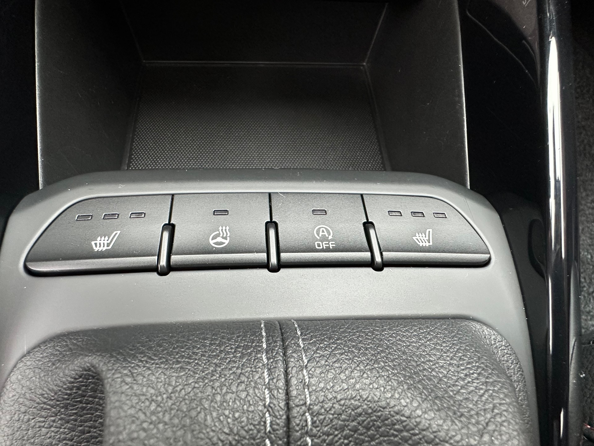 KIA Rio 1.0 T-GDi GT Line-image-18