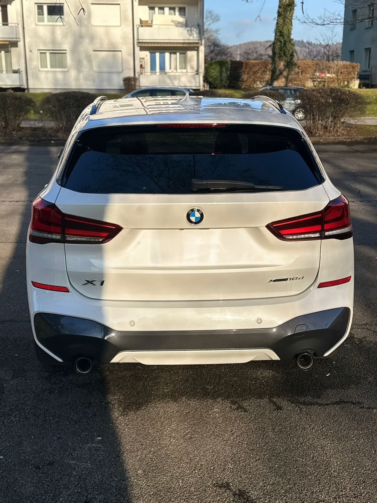 BMW xDrive 18d M Sport-image-4