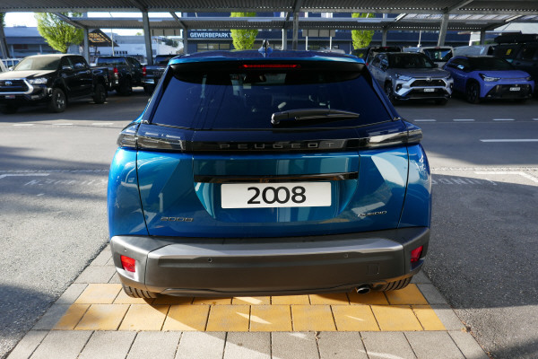 PEUGEOT 2008 1.2 110 MHEV Allure-image-14