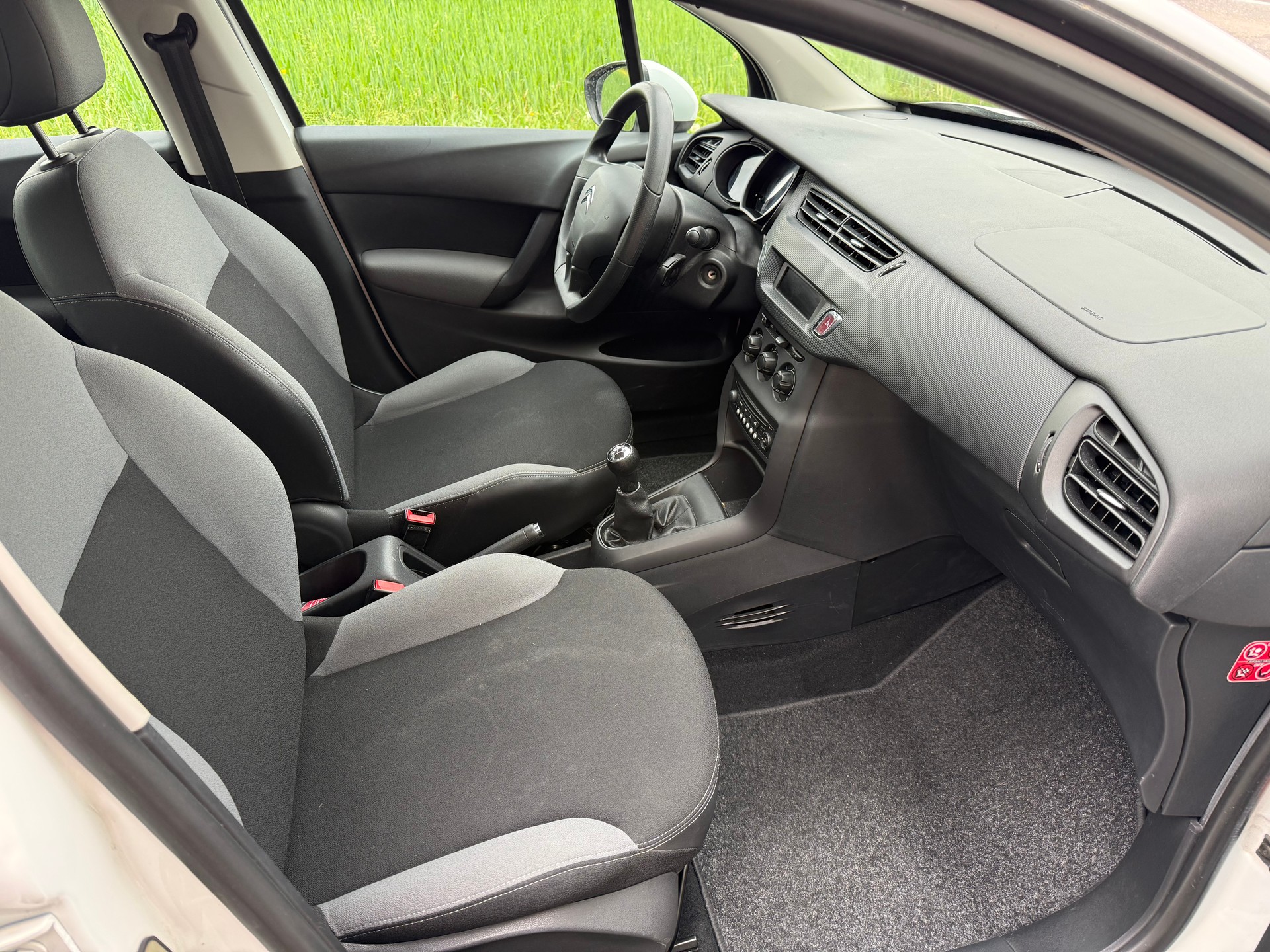 CITROEN C3 1.4i Attraction-image-7