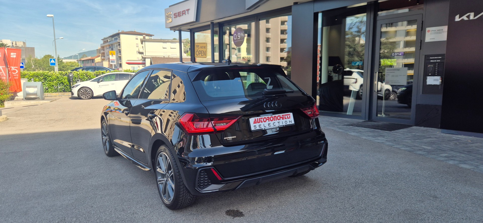AUDI A1 Sportback 30 TFSI Attraction S-tronic-image-5