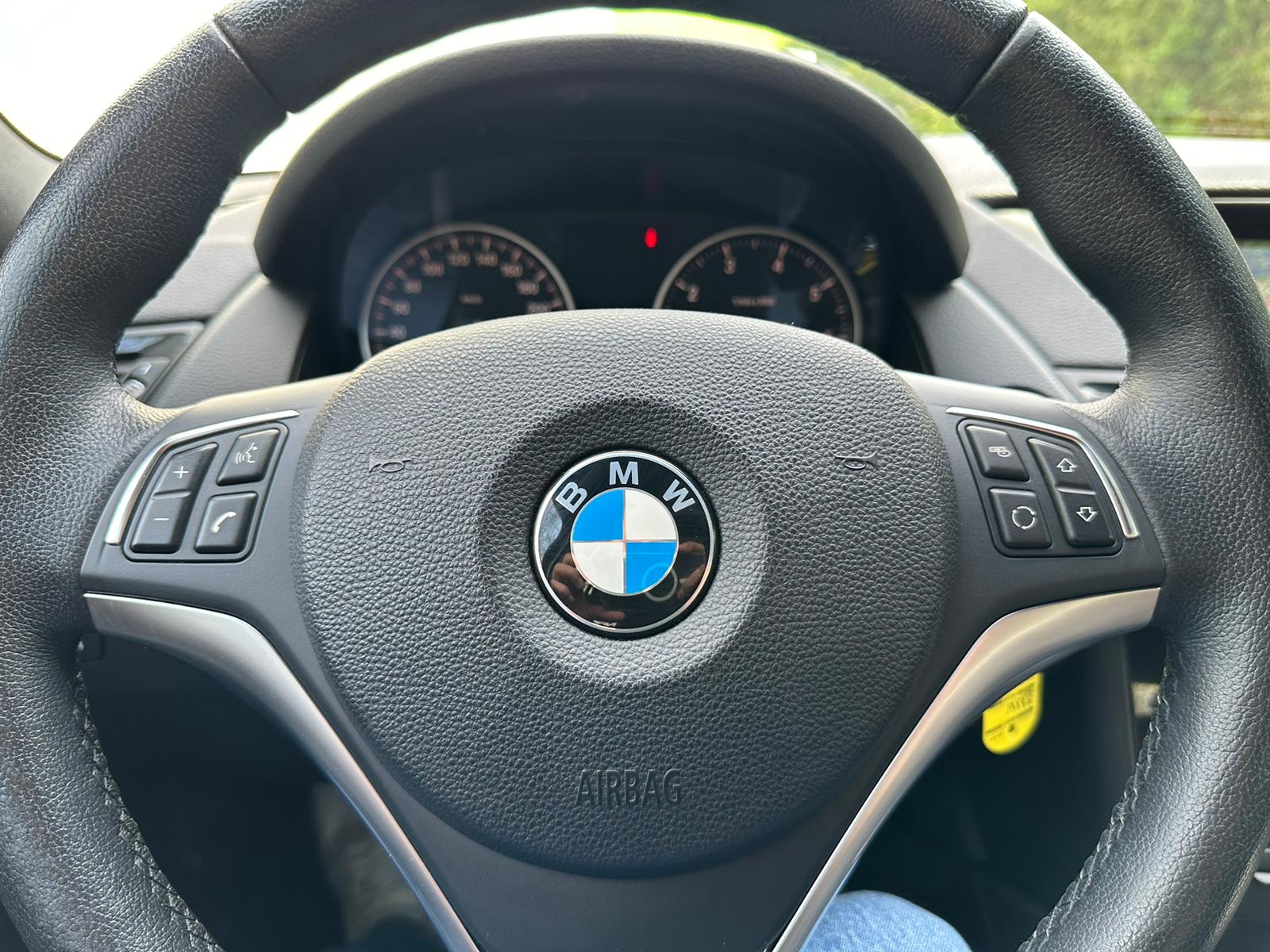 BMW X1 xDrive 20i xLine Steptronic-image-19