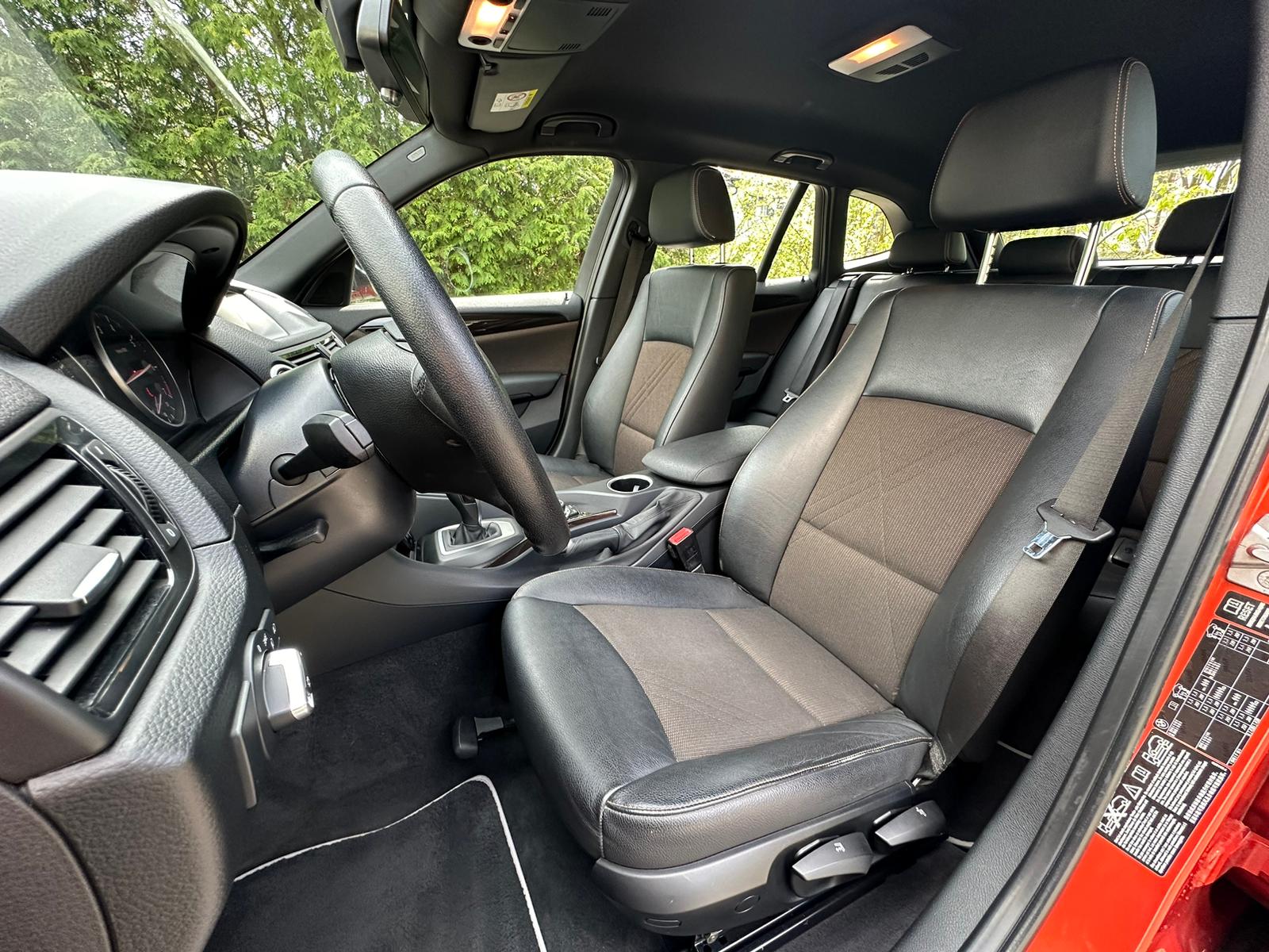 BMW X1 xDrive 20i xLine Steptronic-image-9