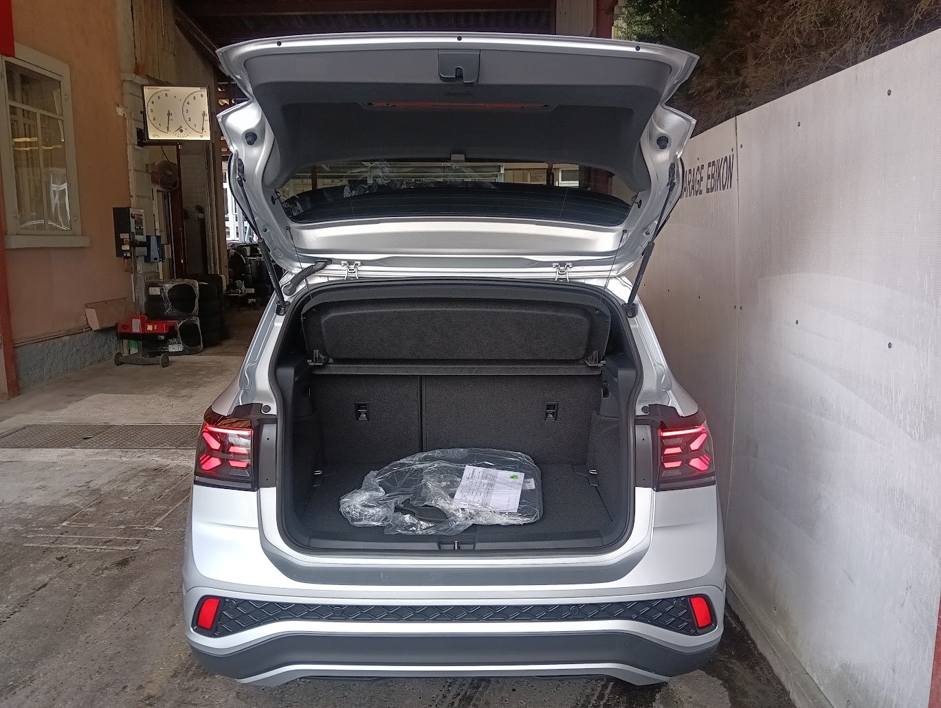 VW T-Cross 1.5 TSI EVO ACT R-Line DSG-image-6