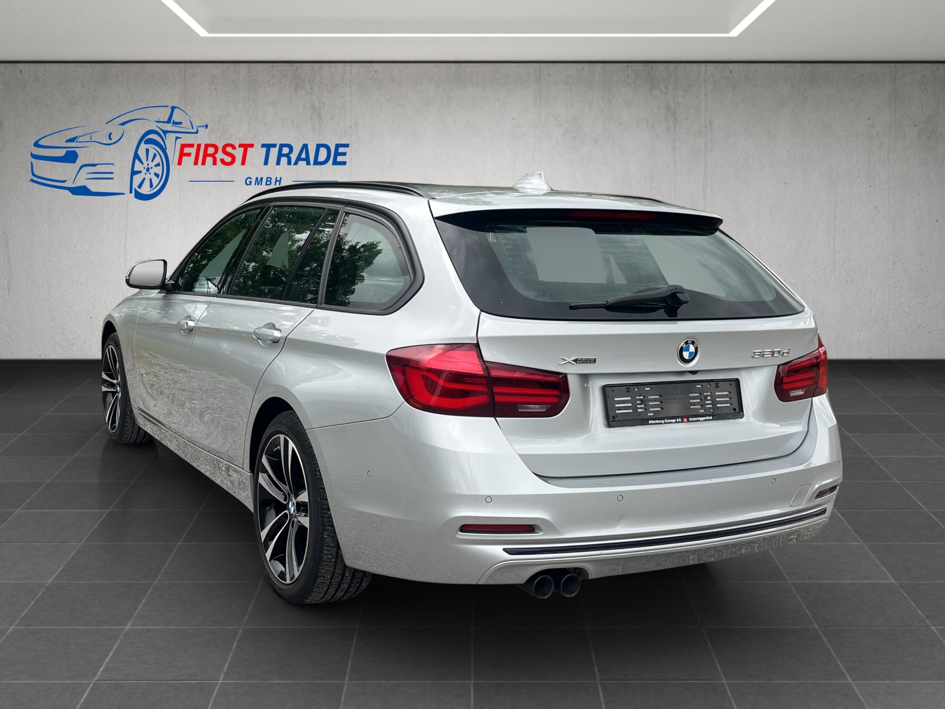 BMW 320d xDrive Touring Sport Edition Line Steptronic-image-6