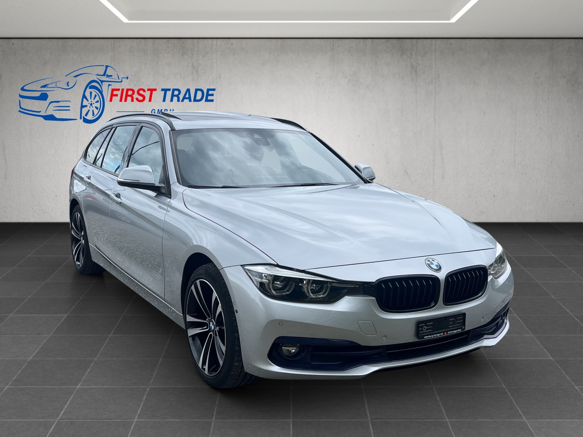 BMW 320d xDrive Touring Sport Edition Line Steptronic-image-2
