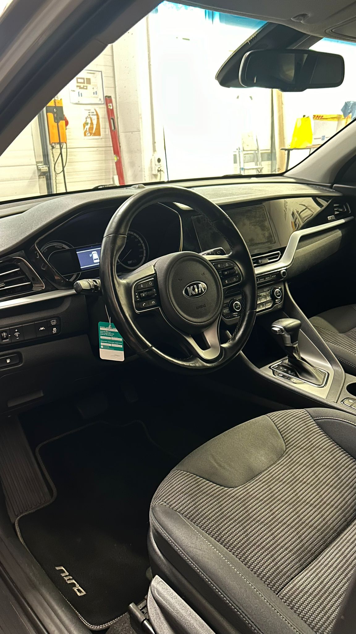 KIA Niro 1.6GDi Hybrid Power 25 DCT-image-5