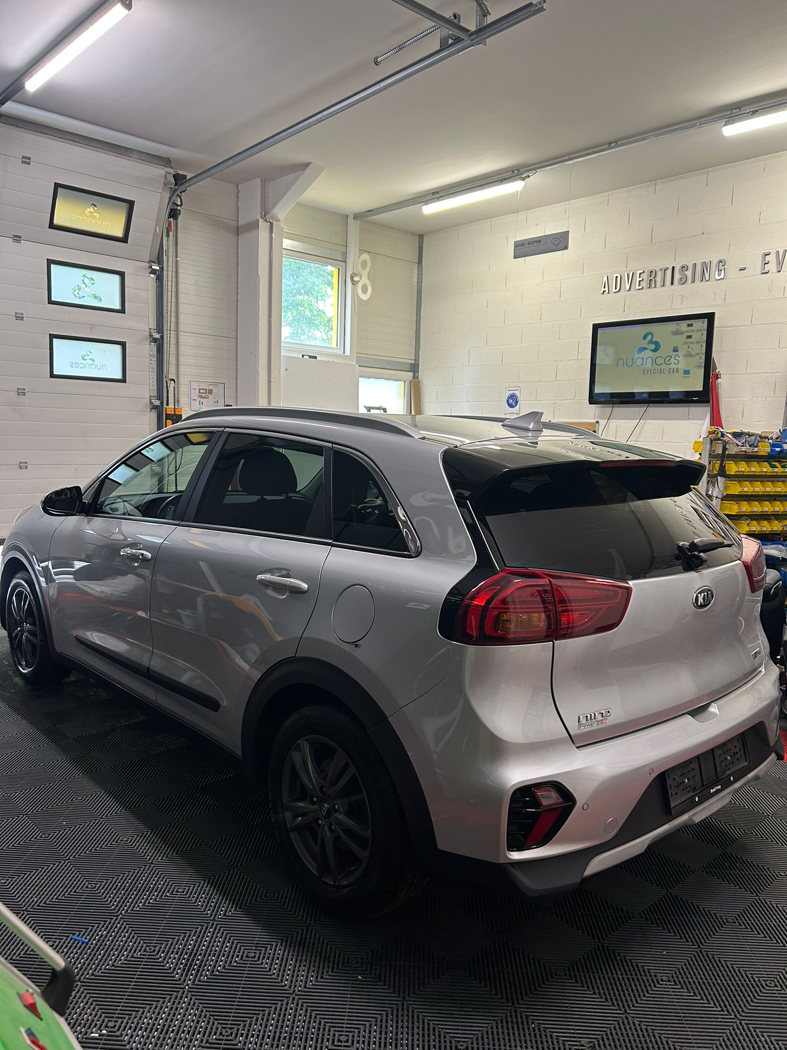 KIA Niro 1.6GDi Hybrid Power 25 DCT-image-3