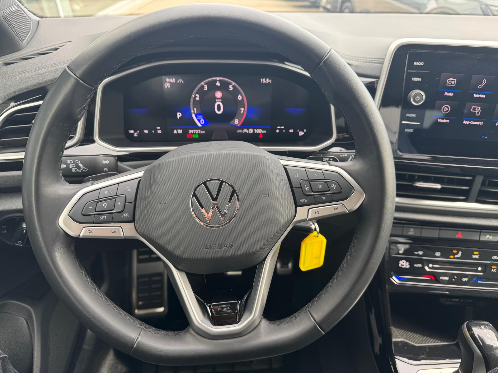 VW T-Roc 2.0 TSI R-Line DSG 4Motion-image-10