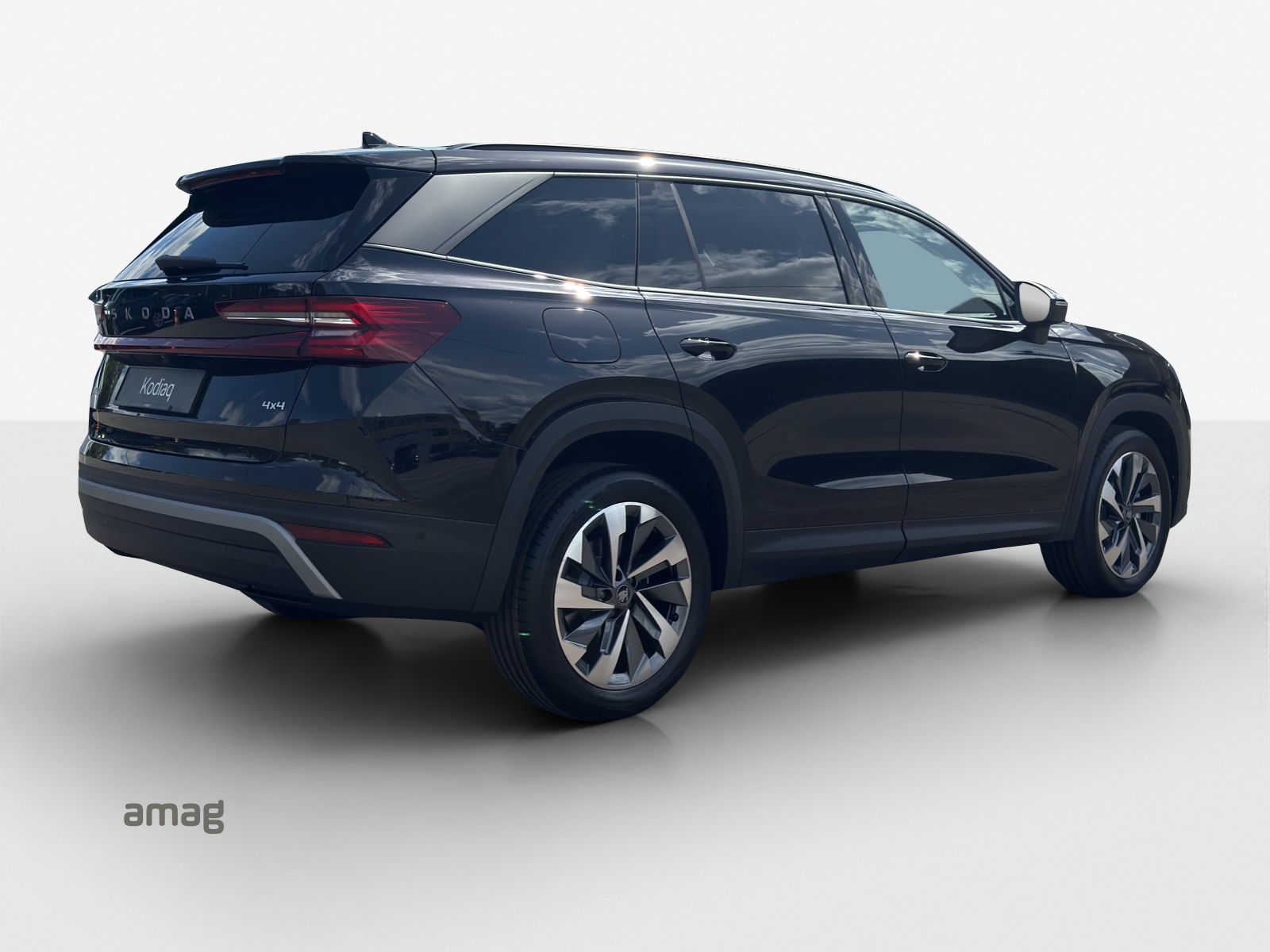 SKODA Kodiaq Dynamic 2.0TSI 204PS 7DSG4x4-image-4