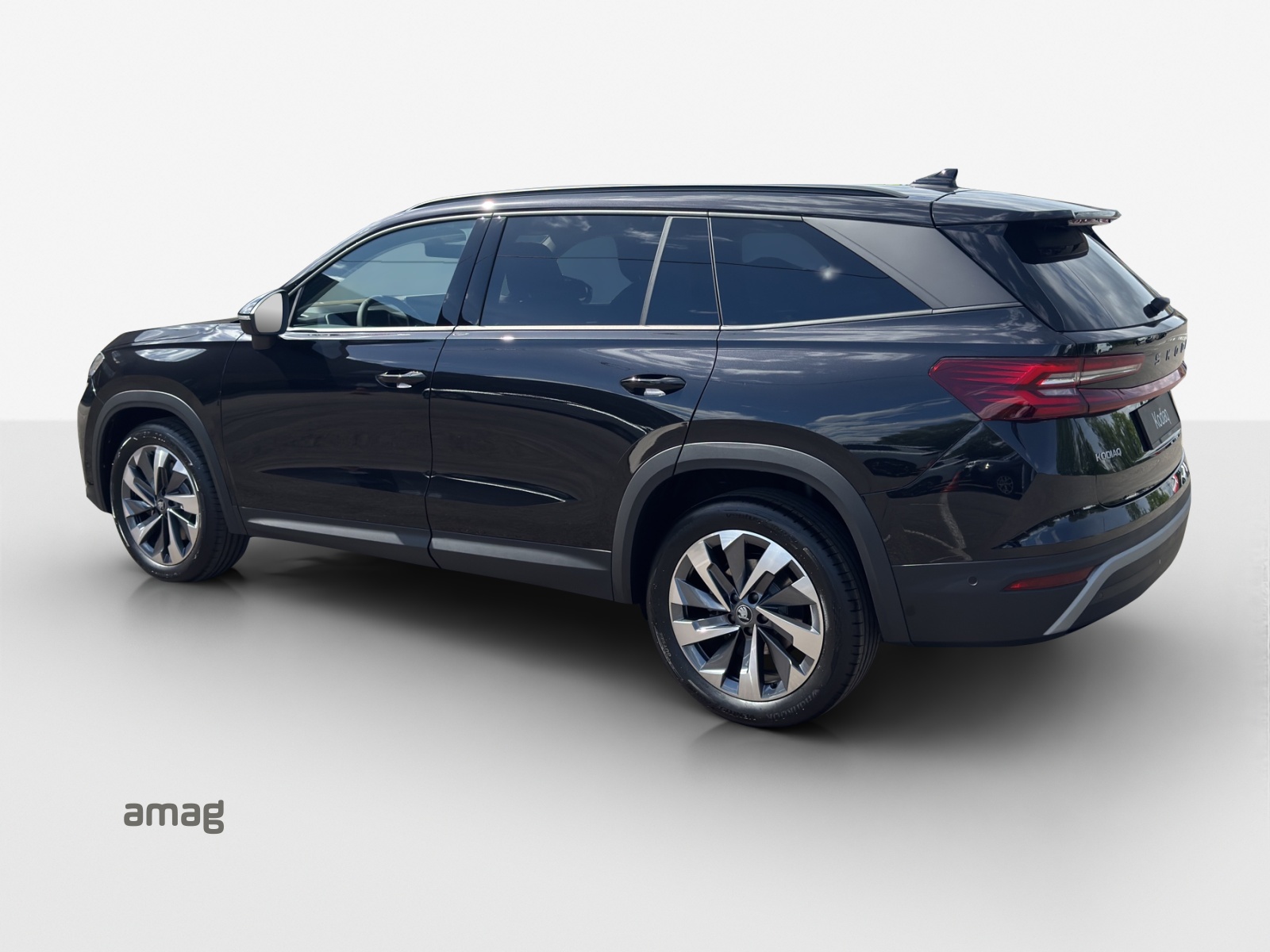 SKODA Kodiaq Dynamic 2.0TSI 204PS 7DSG4x4-image-2