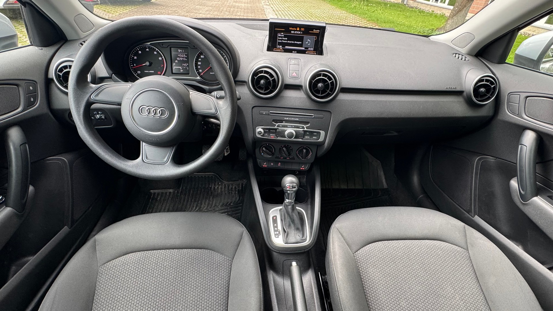 AUDI A1 Sportback 1.4 TFSI Sport S-tronic-image-6