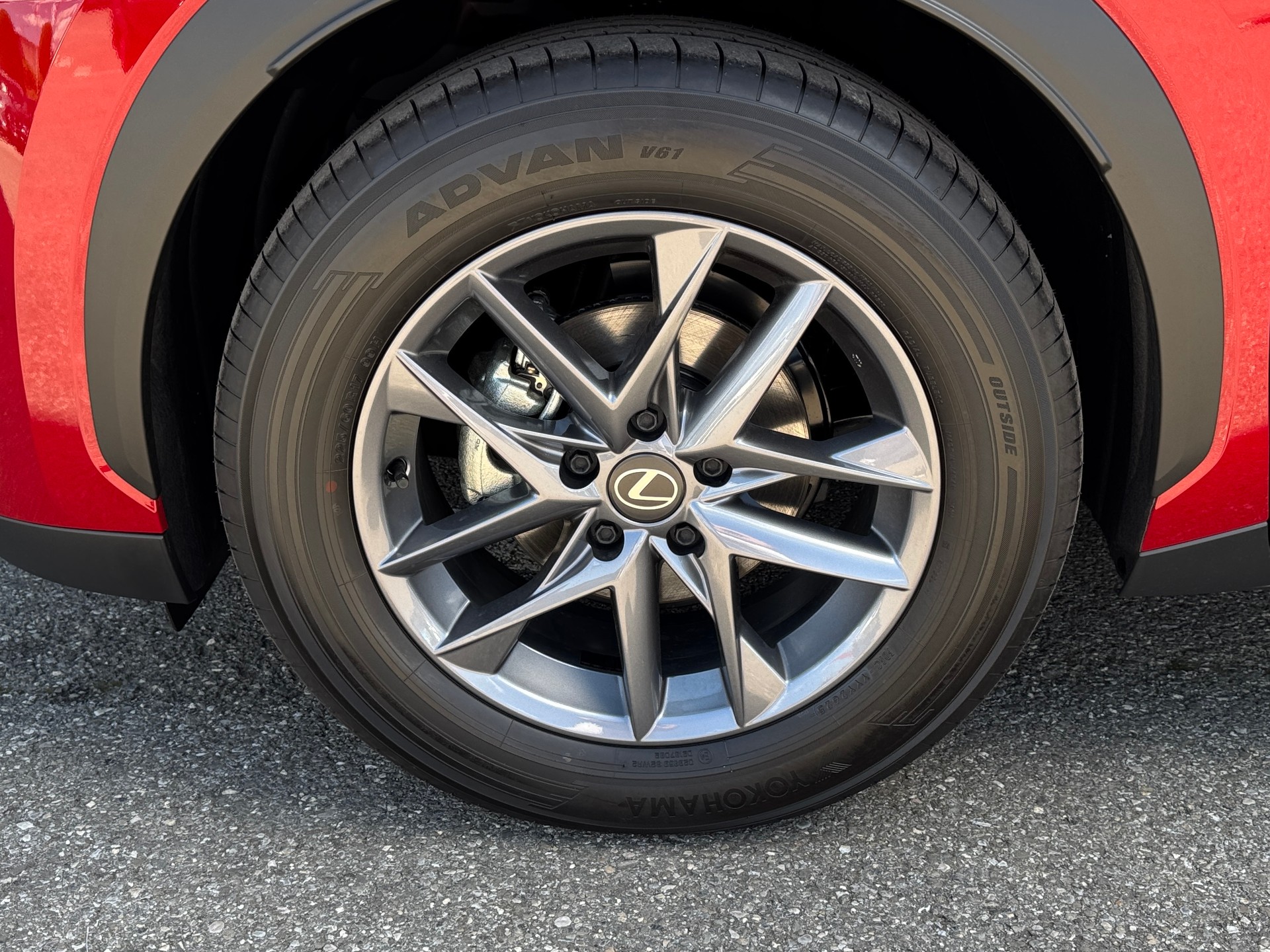 LEXUS LBX FWD Impression CVT-image-6