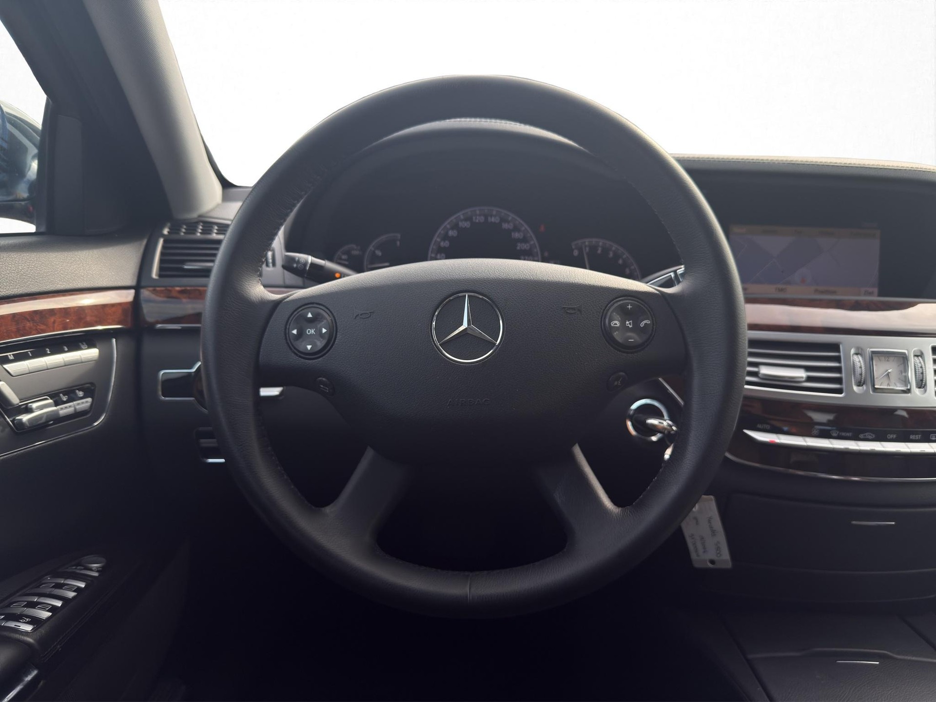 MERCEDES-BENZ S 500 V8-image-19