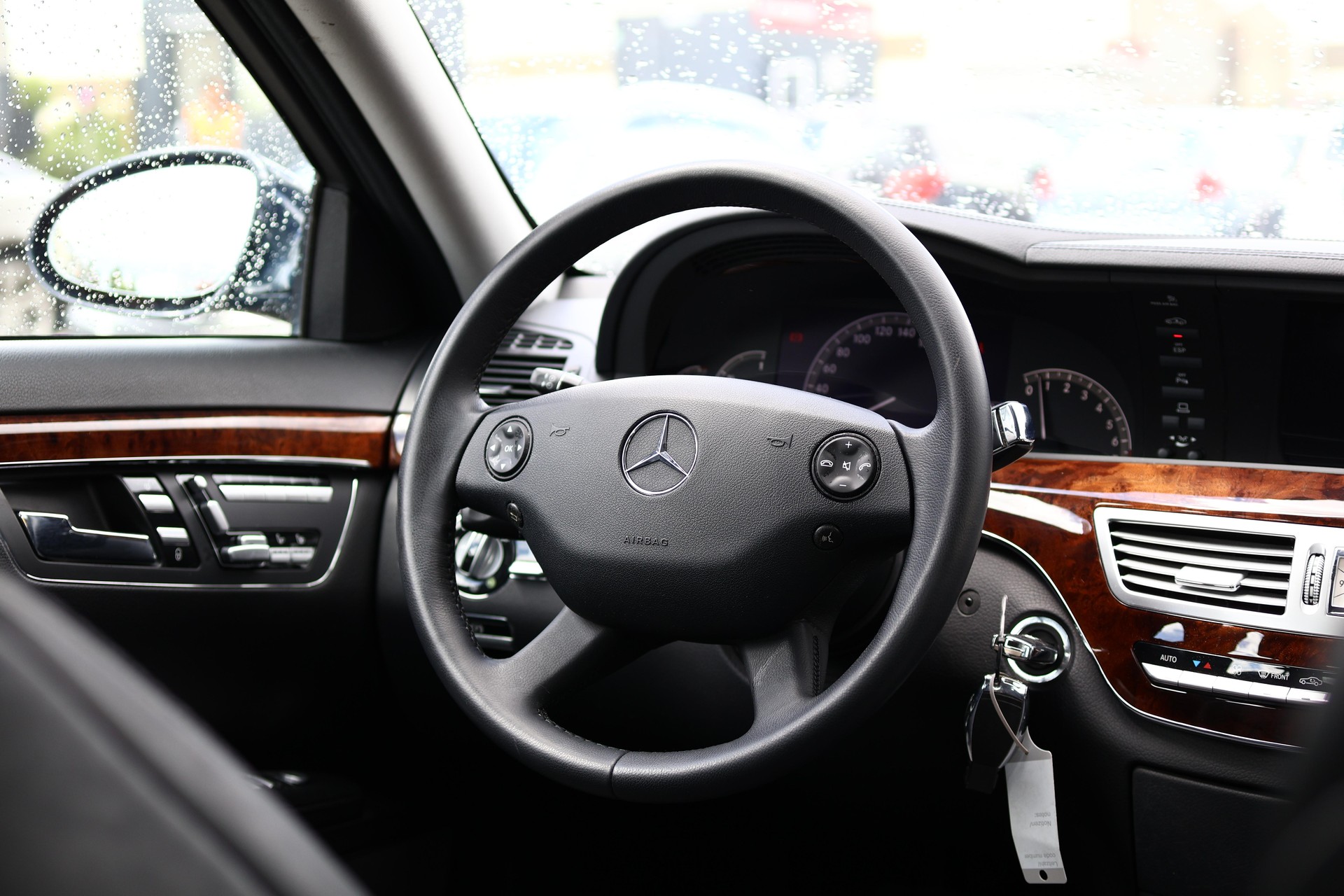 MERCEDES-BENZ S 500 V8-image-21