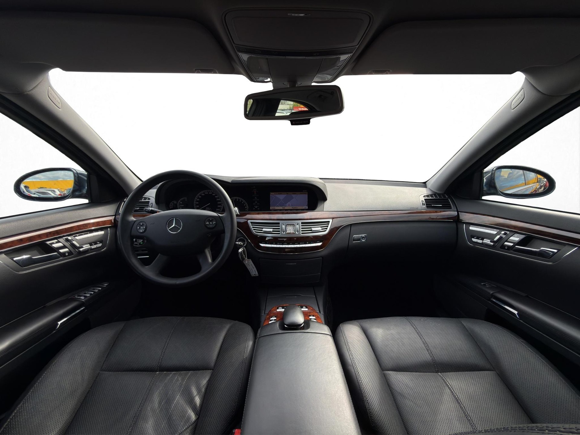 MERCEDES-BENZ S 500 V8-image-15