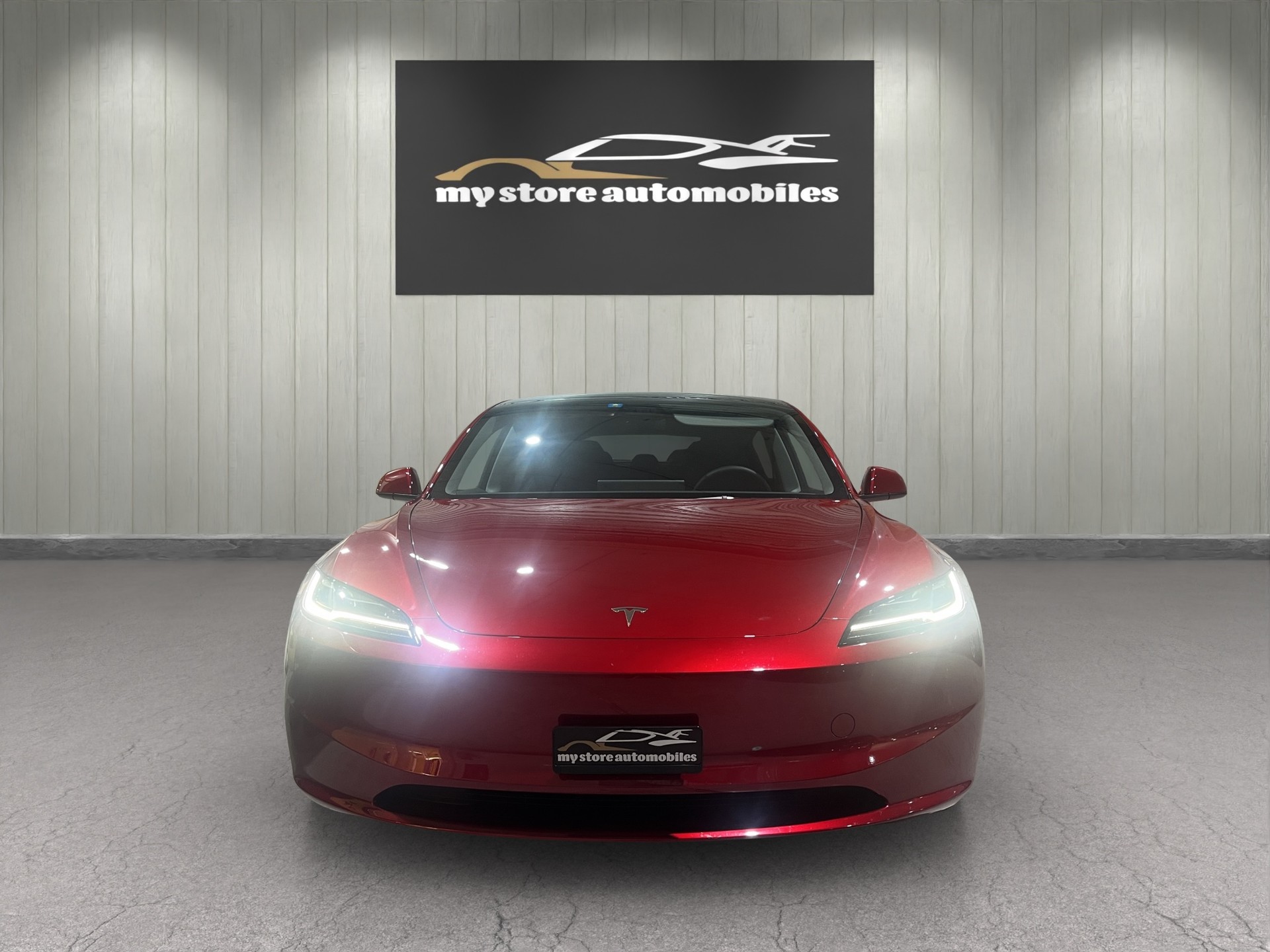 TESLA Model 3 Highland Premium Long Range Dual Motor AWD-showroom-element-2