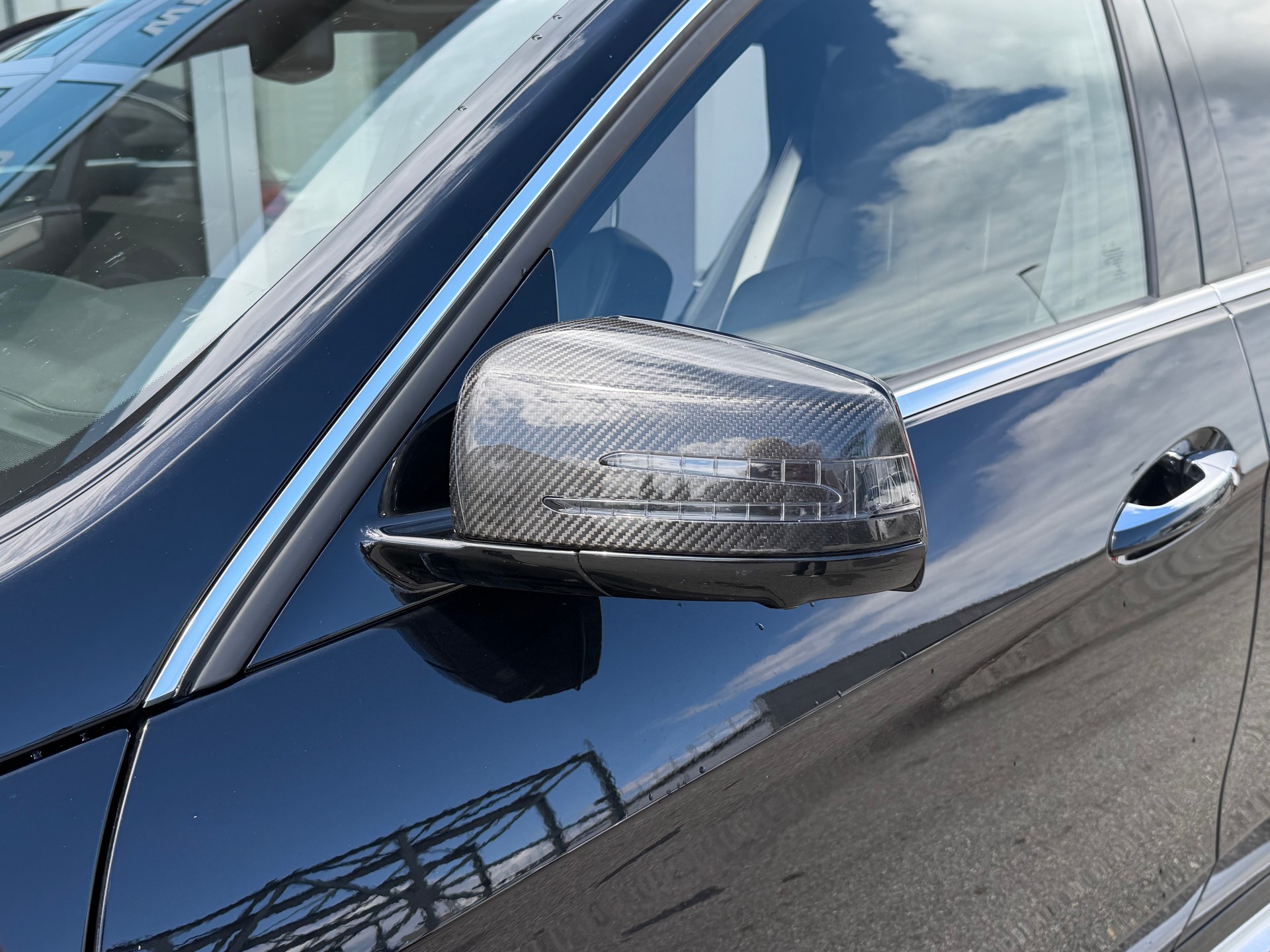 MERCEDES-BENZ E 63 AMG S 4Matic Speedshift-image-8