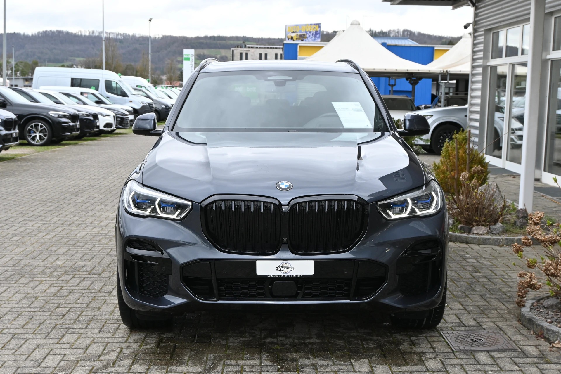 BMW X5 xDrive 48V 40d M Sport Steptronic 340PS + AHK 3500kg-image-2