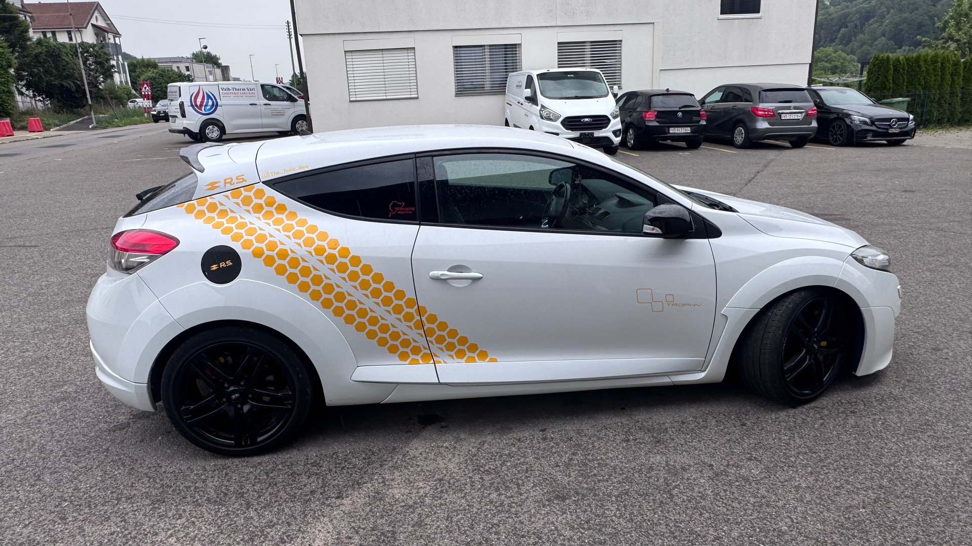 RENAULT MEGANE-image-7