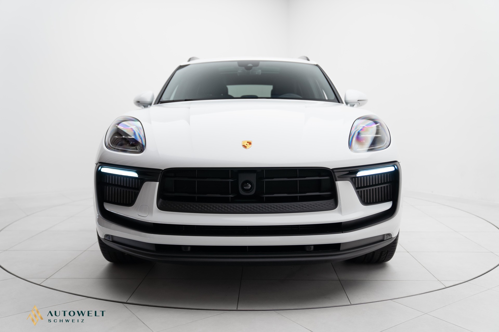 PORSCHE Macan S PDK-image-3