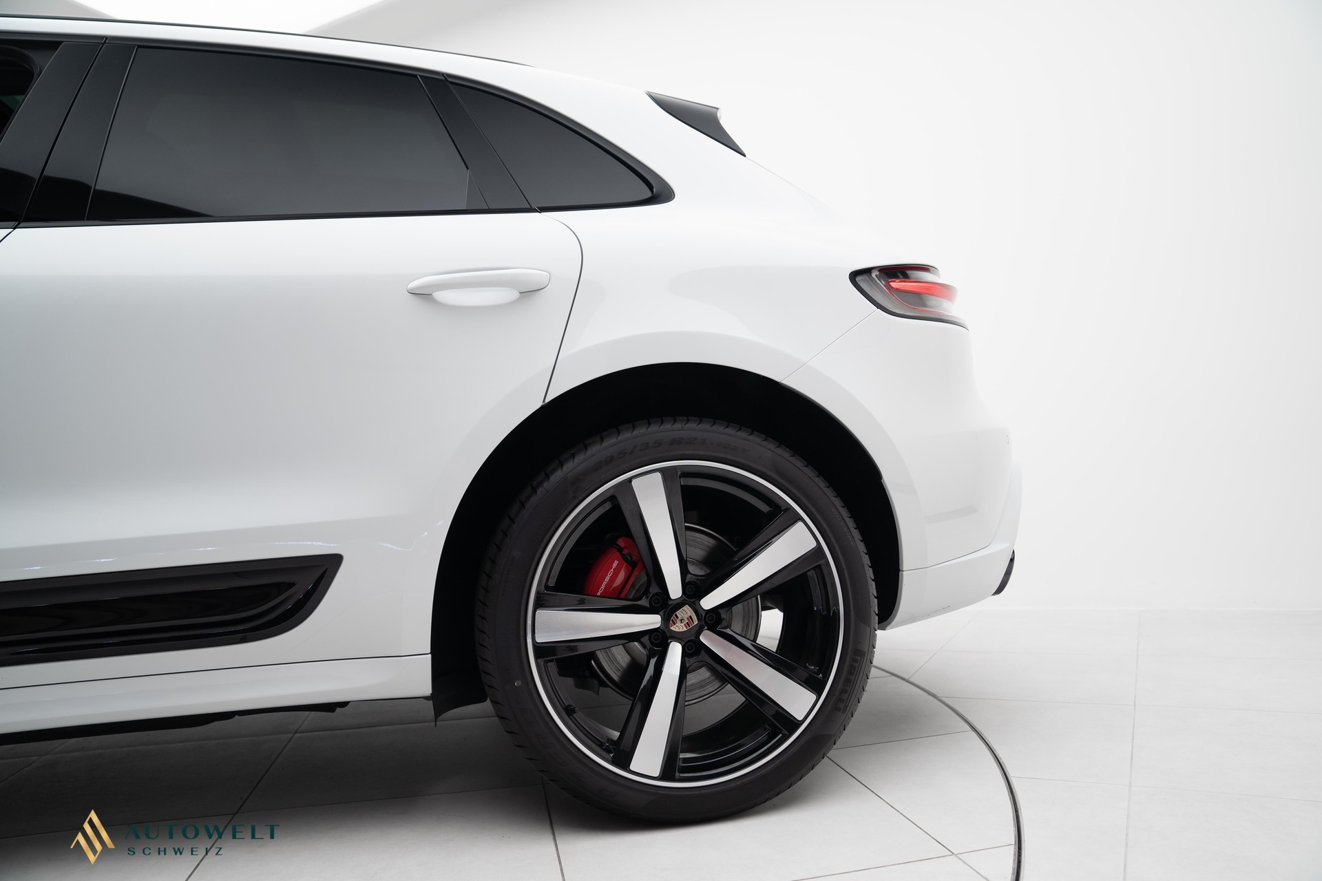 PORSCHE Macan S PDK-image-12
