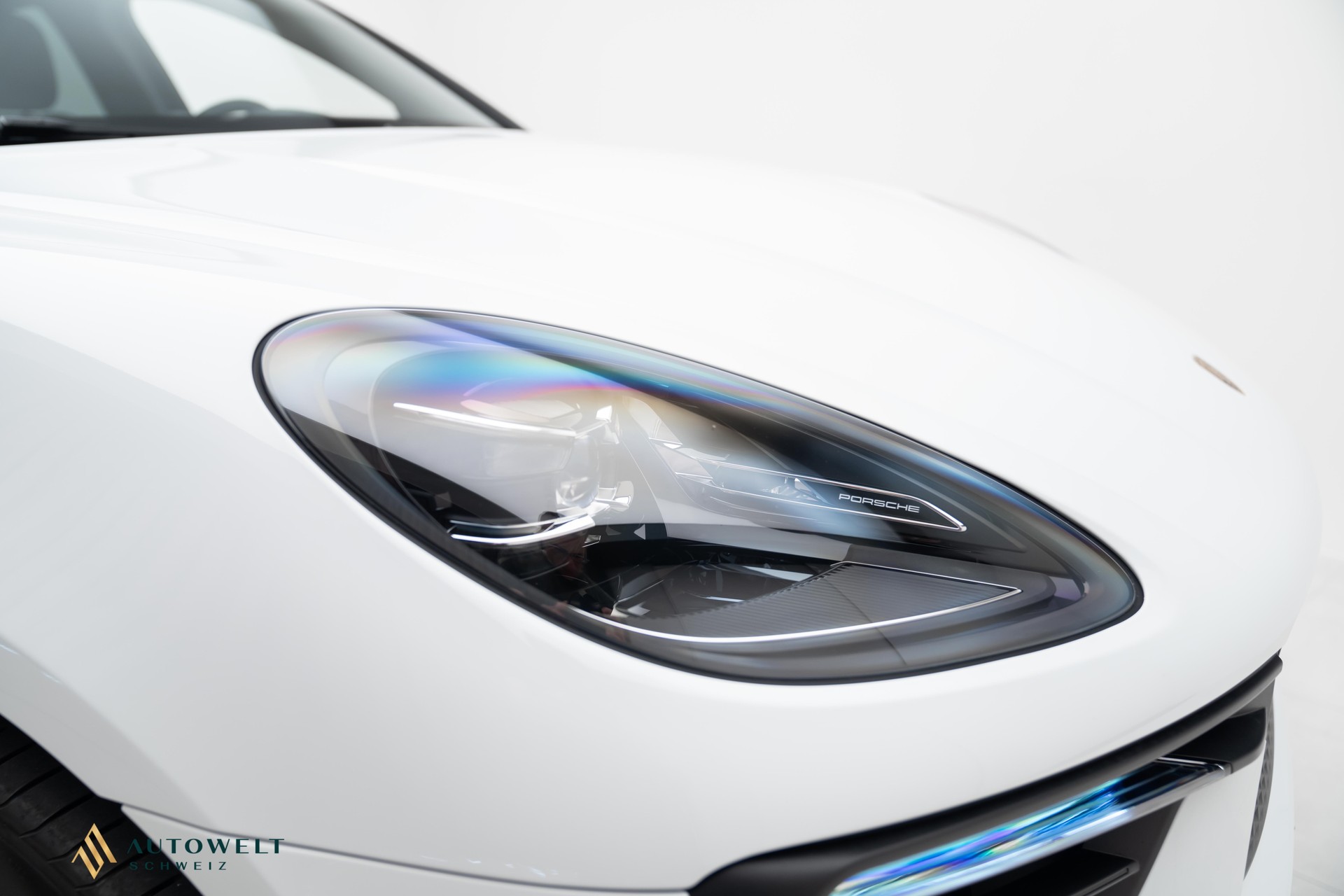 PORSCHE Macan S PDK-image-15