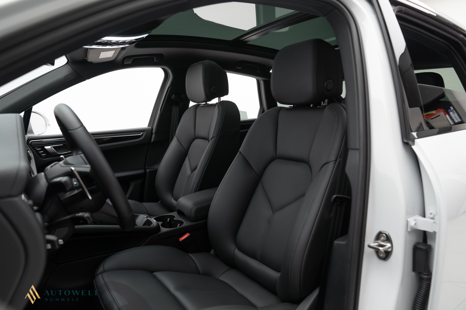 PORSCHE Macan S PDK-image-6