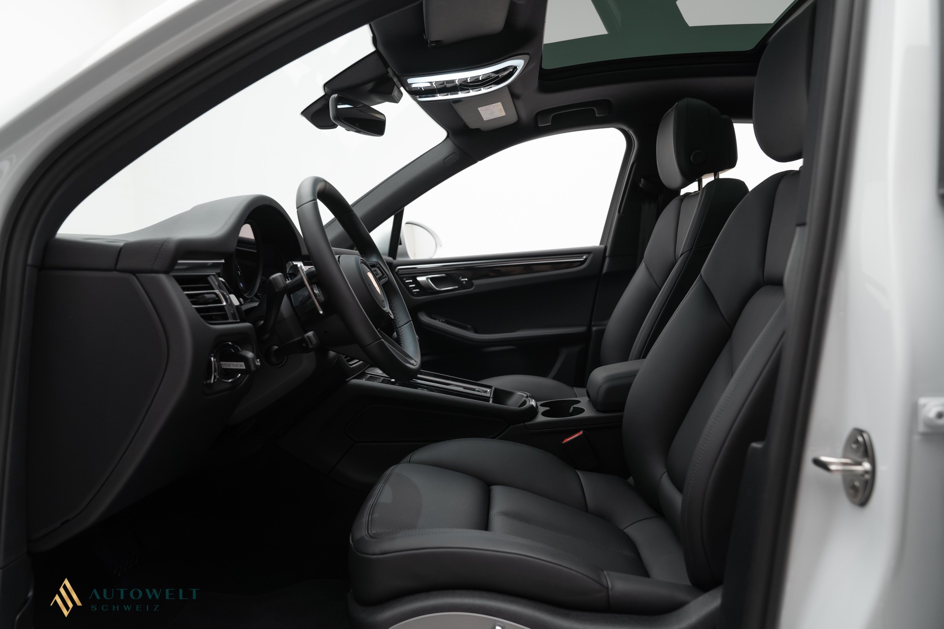 PORSCHE Macan S PDK-image-7