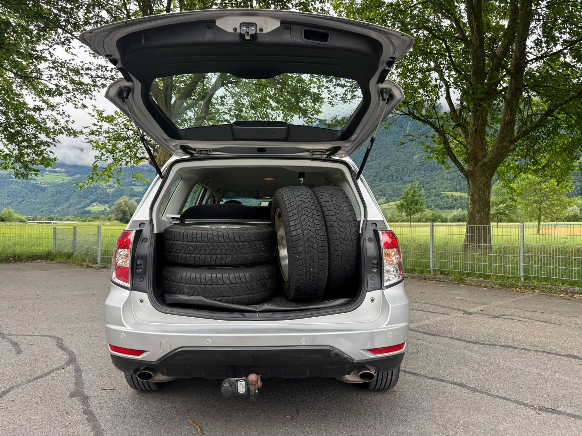 SUBARU Forester 2.0X Swiss Automatic-image-9