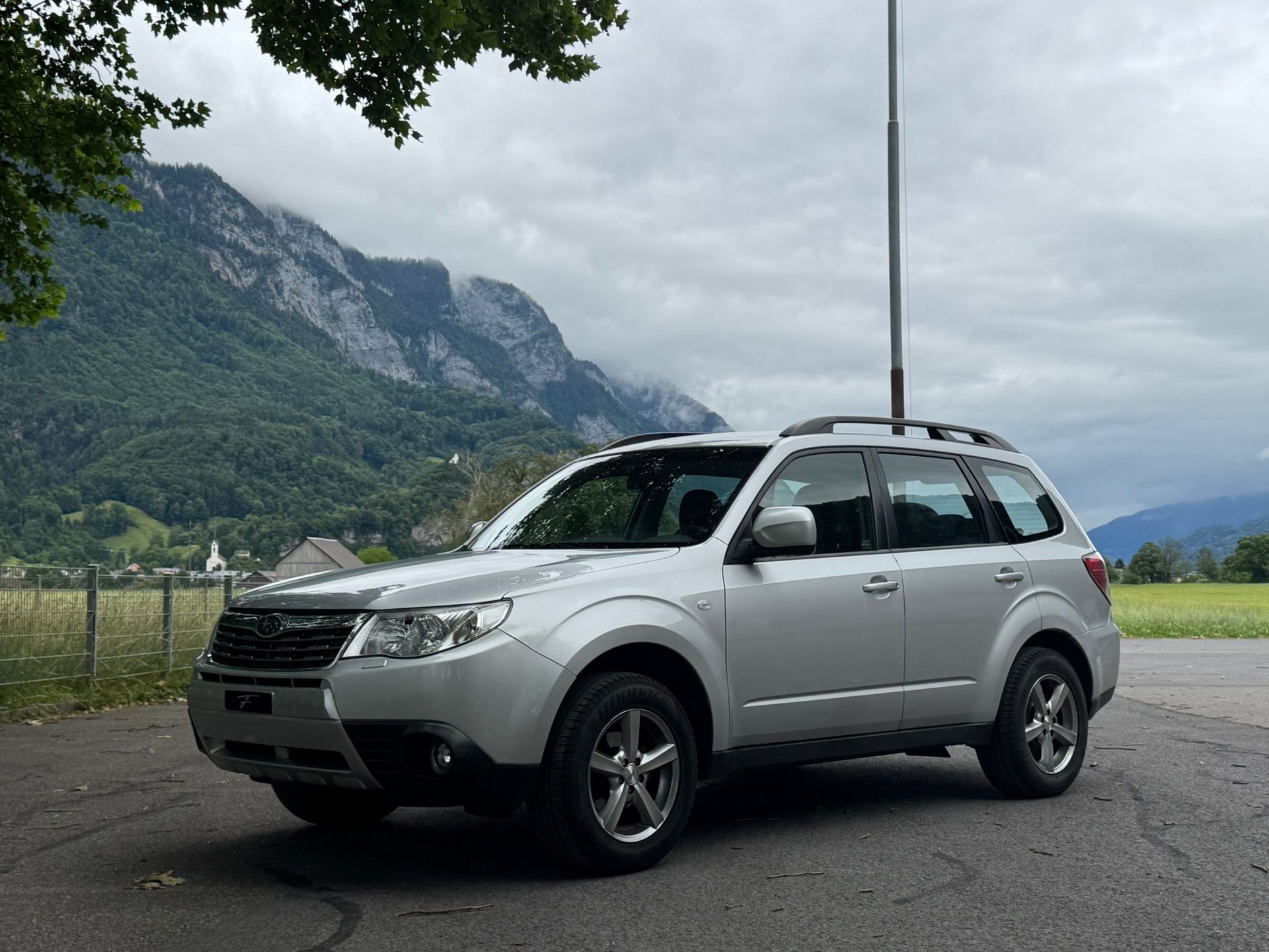 SUBARU Forester 2.0X Swiss Automatic-image-1