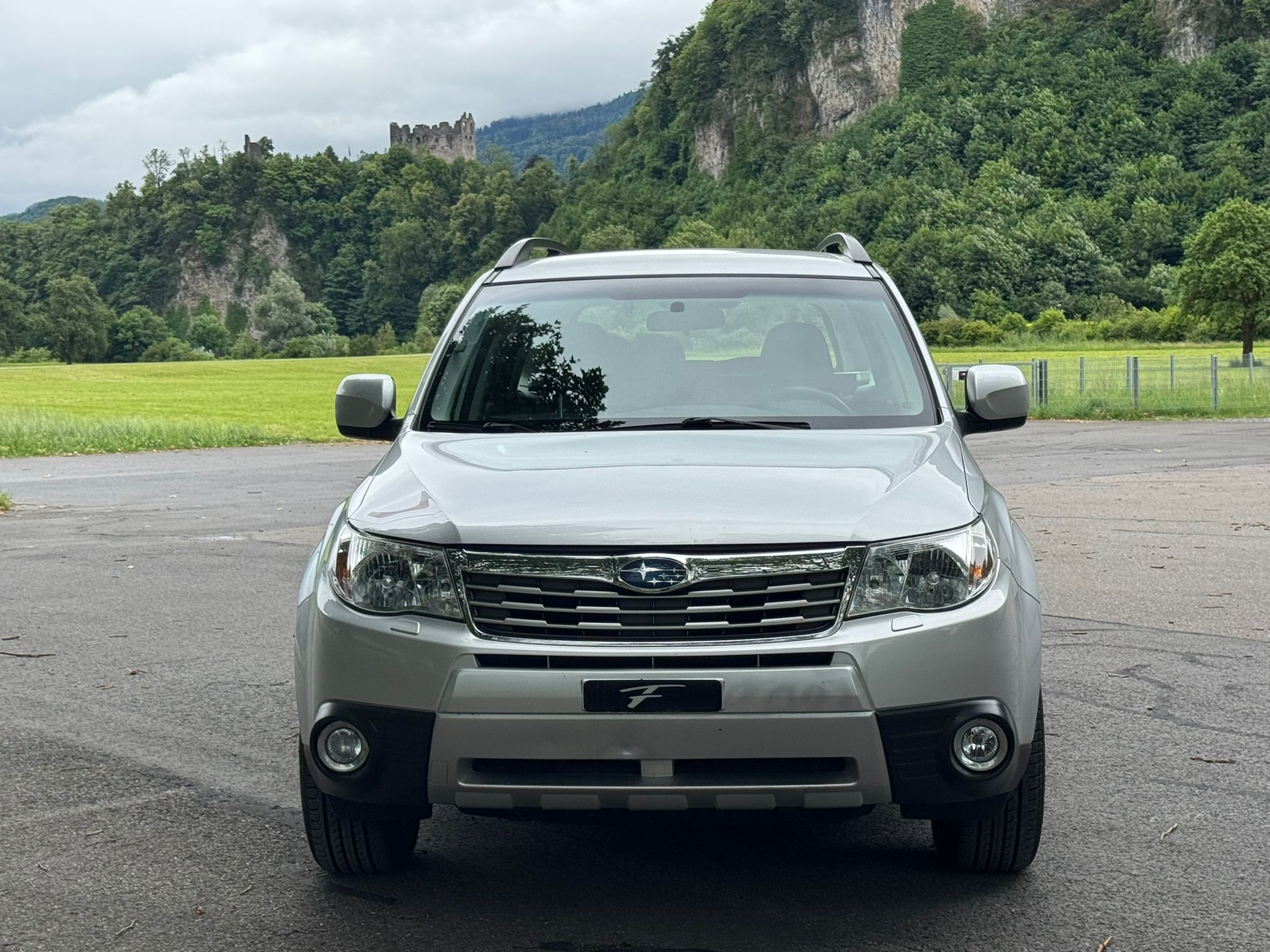 SUBARU Forester 2.0X Swiss Automatic-image-0