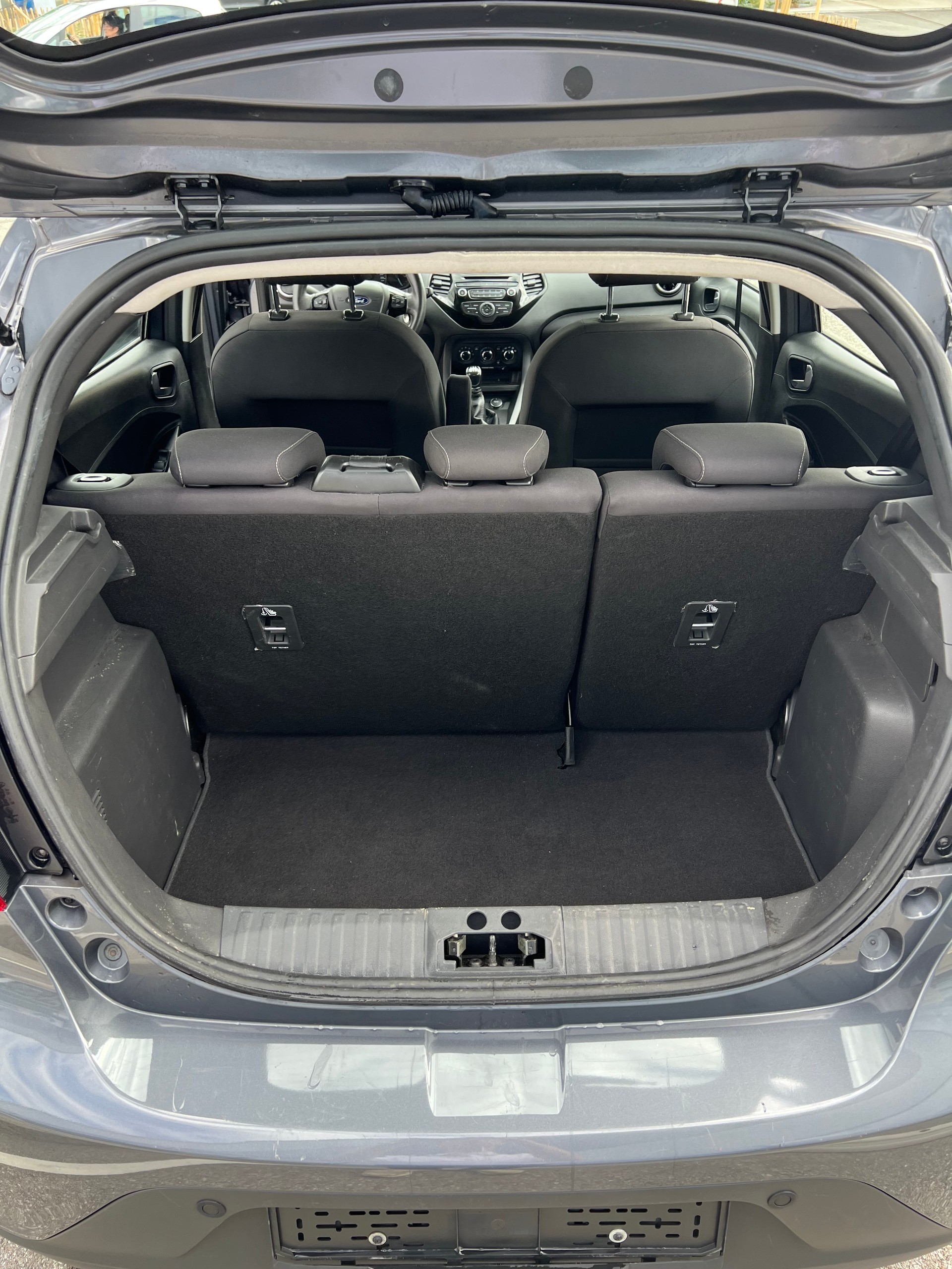 FORD KA+ 1.2 Ti-VCT Cool&Sound-image-9