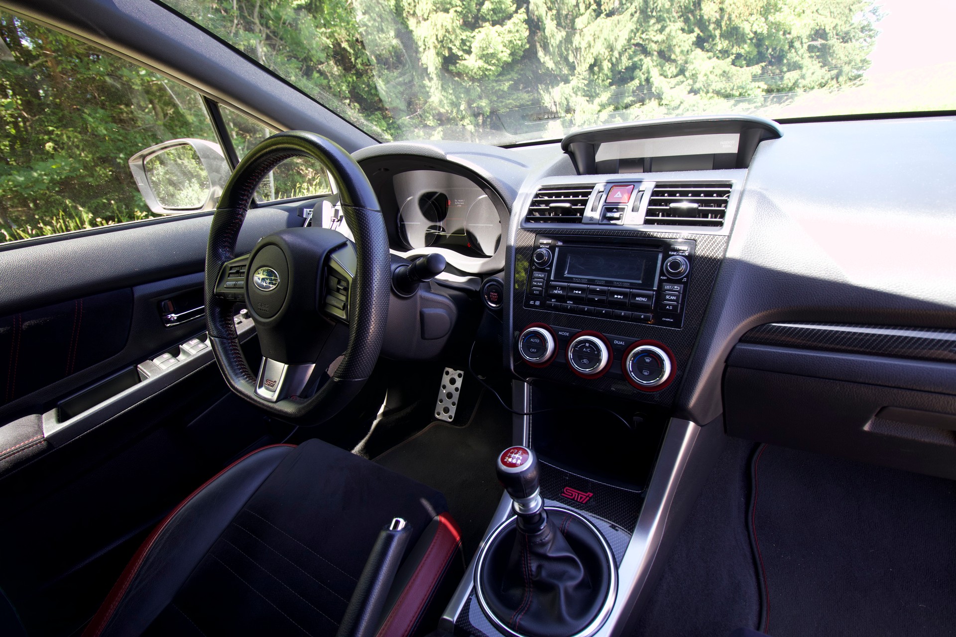 SUBARU WRX 2.5 Turbo 4WD STI Sport-image-11