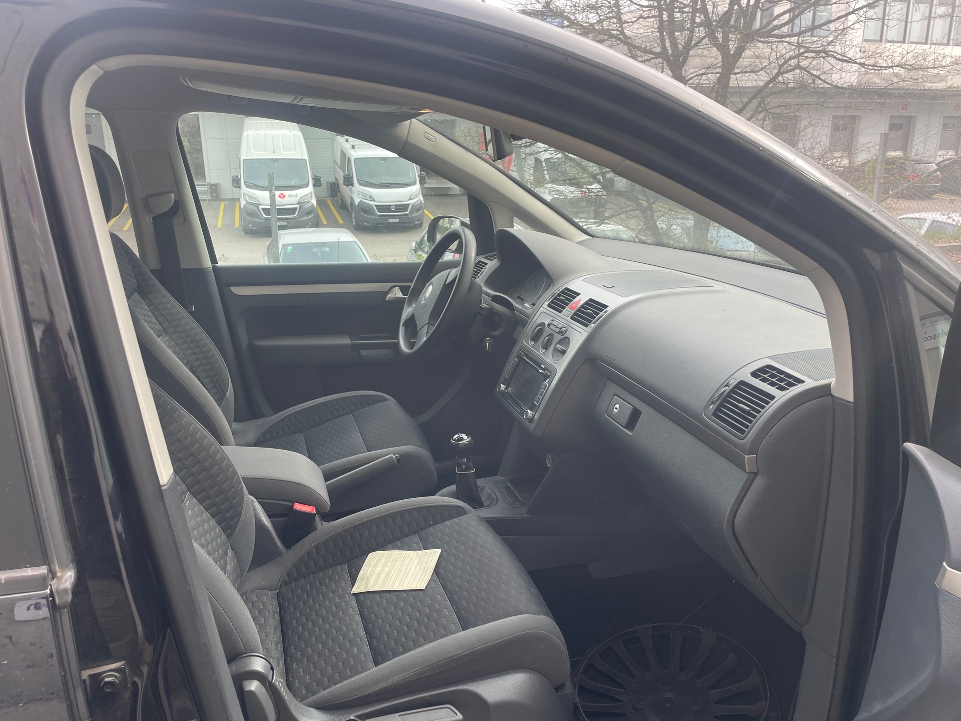 VW Touran 1.4 TSI Trendline-image-8