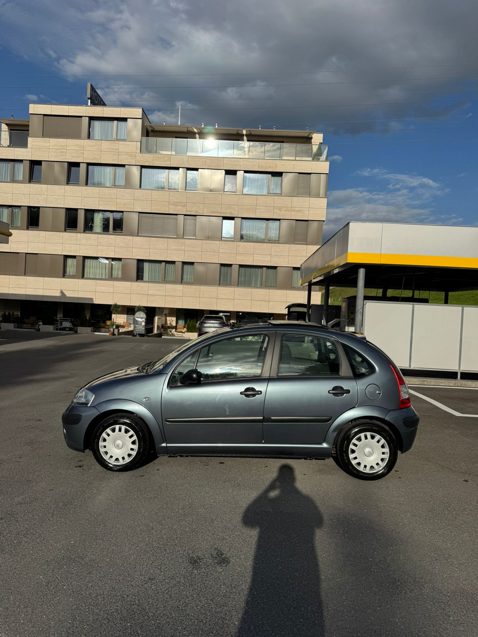 CITROEN C3 1.4i Exclusive-image-3