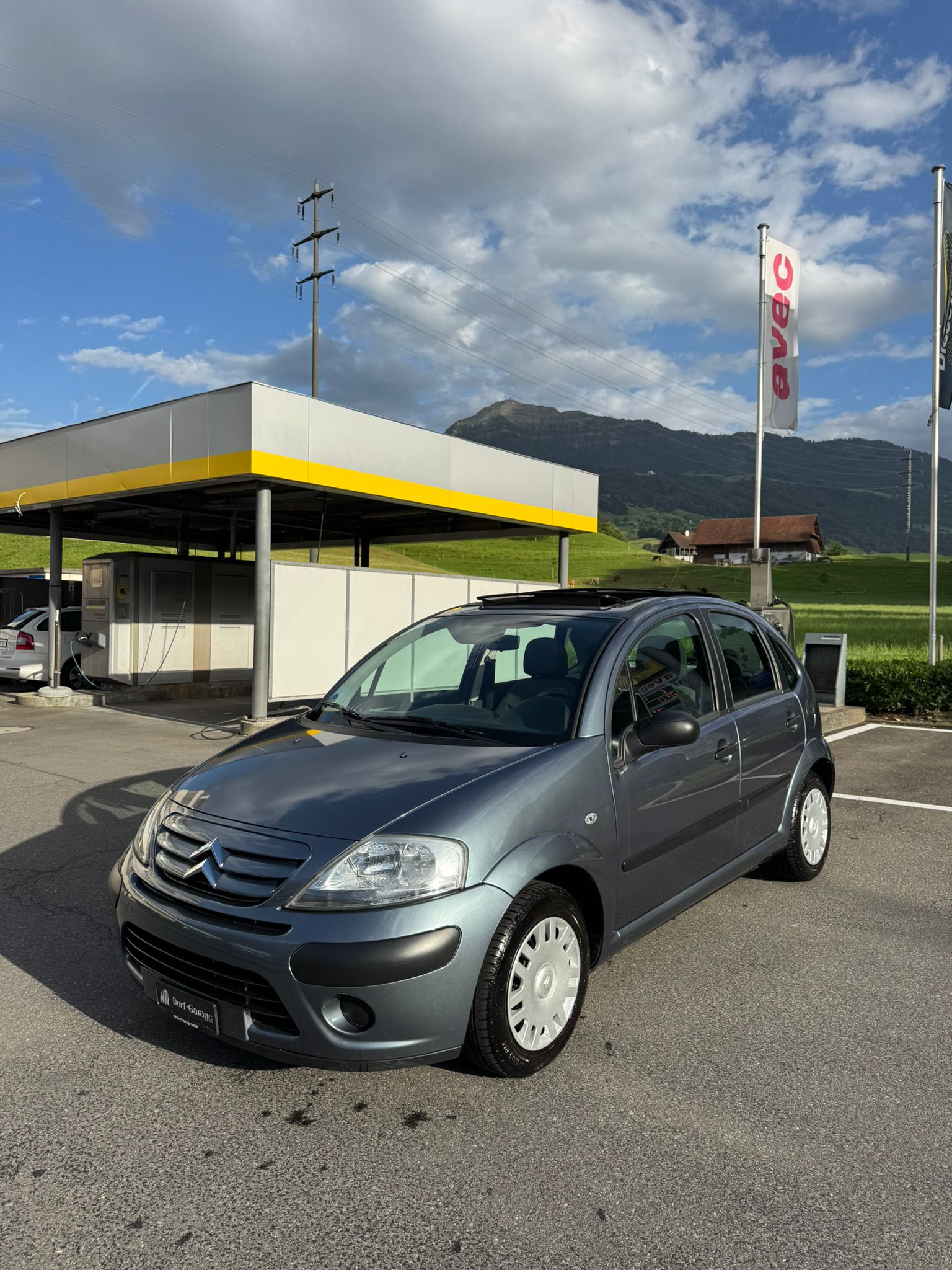 CITROEN C3 1.4i Exclusive-image-2