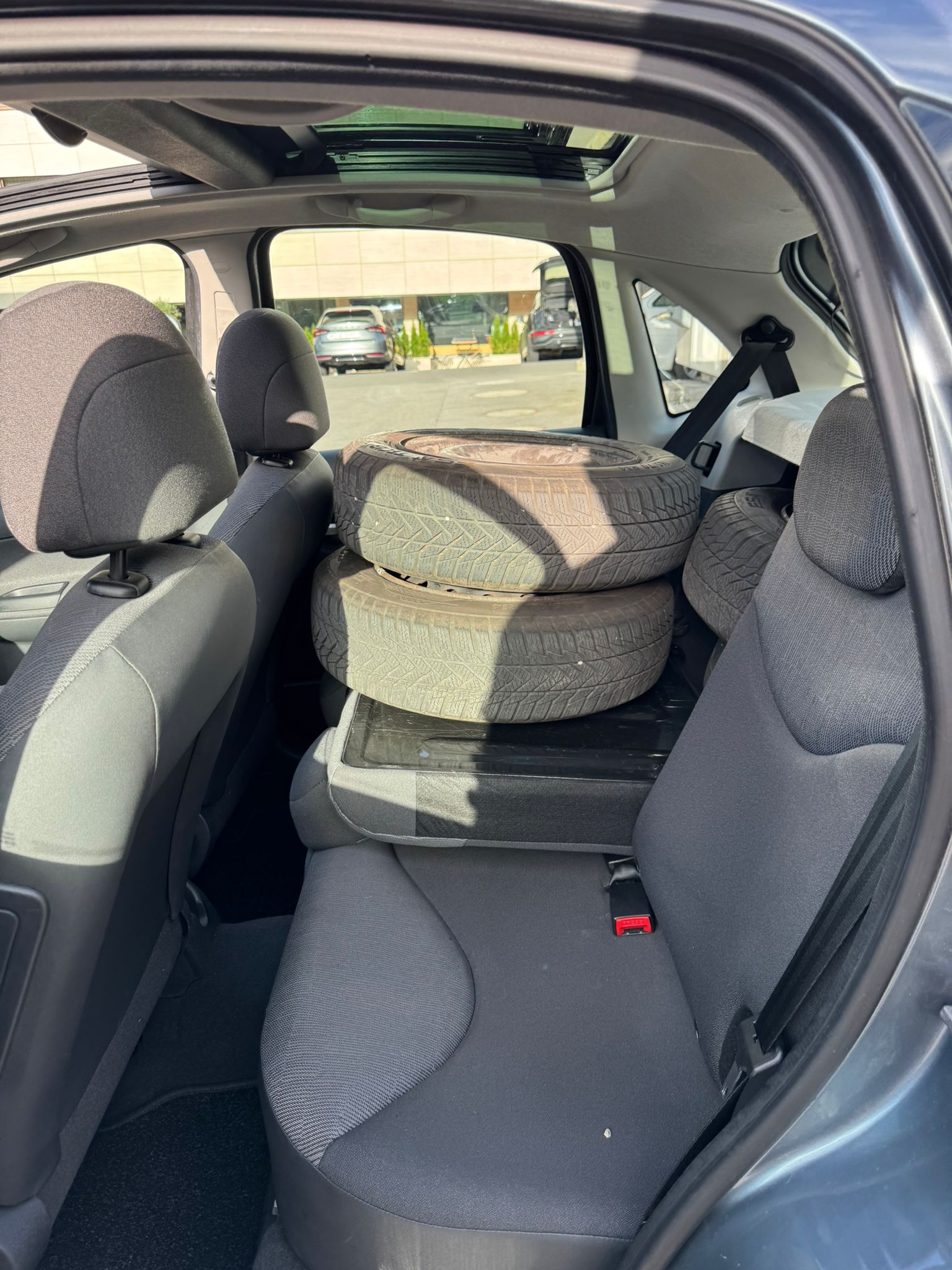 CITROEN C3 1.4i Exclusive-image-11