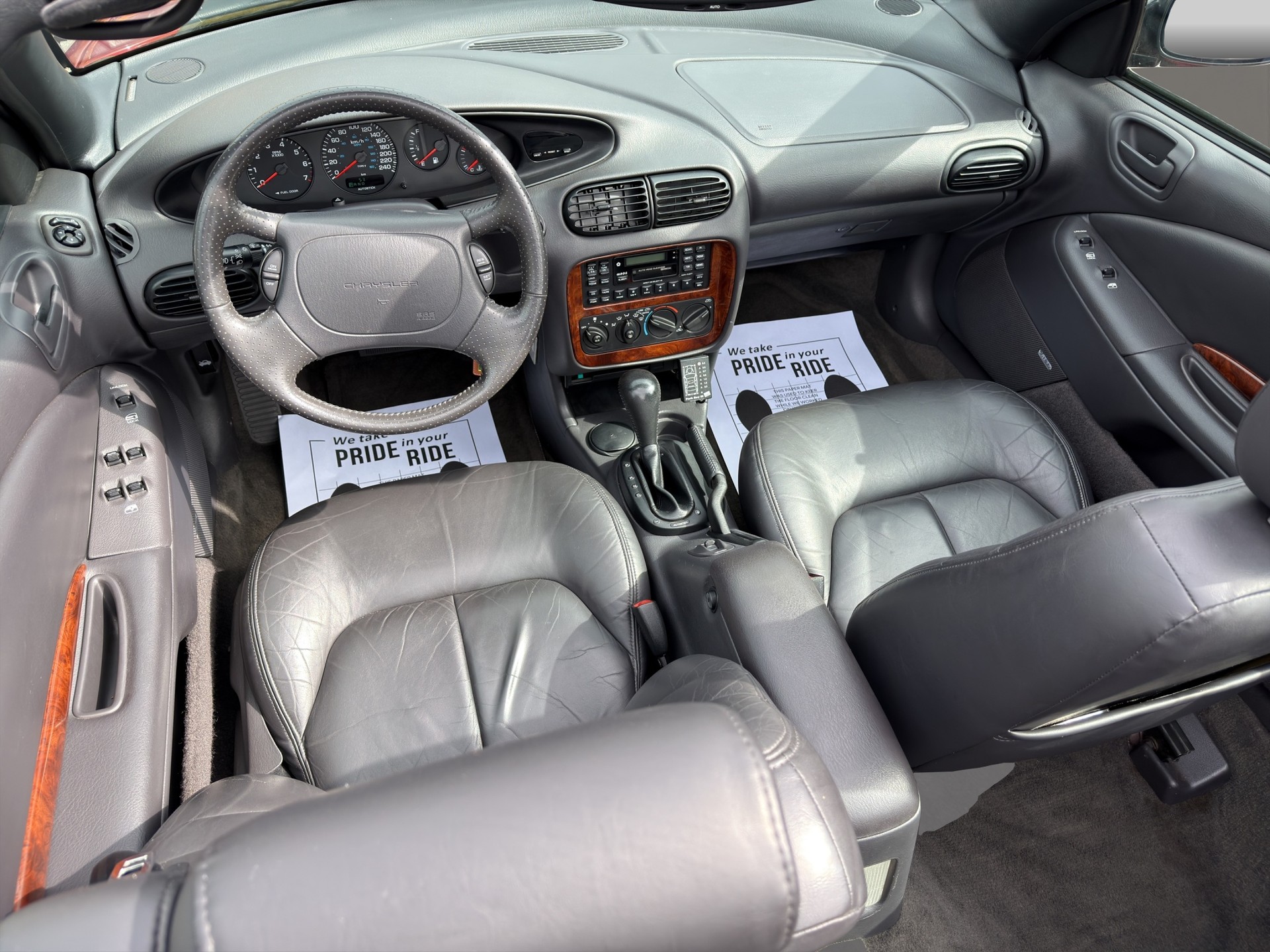 CHRYSLER Stratus 2.5 V6 LX Cabrio-image-10