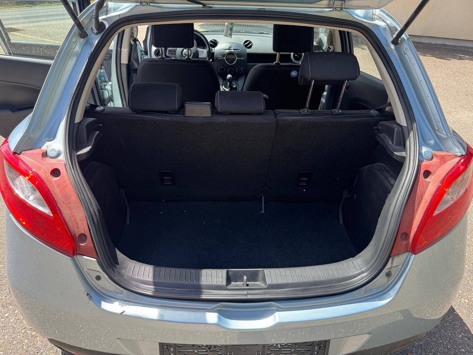 MAZDA 2 1.3i 16V Exclusive-image-8