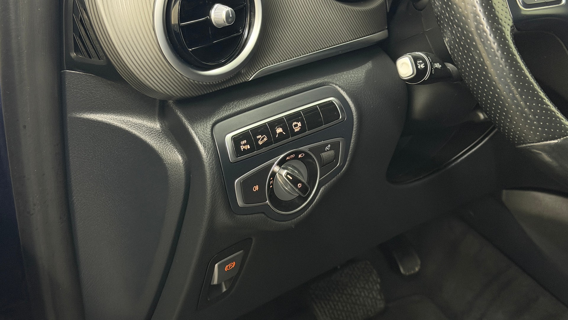 MERCEDES-BENZ V 250 d Avantgarde lang 4Matic 7G-Tronic-image-16