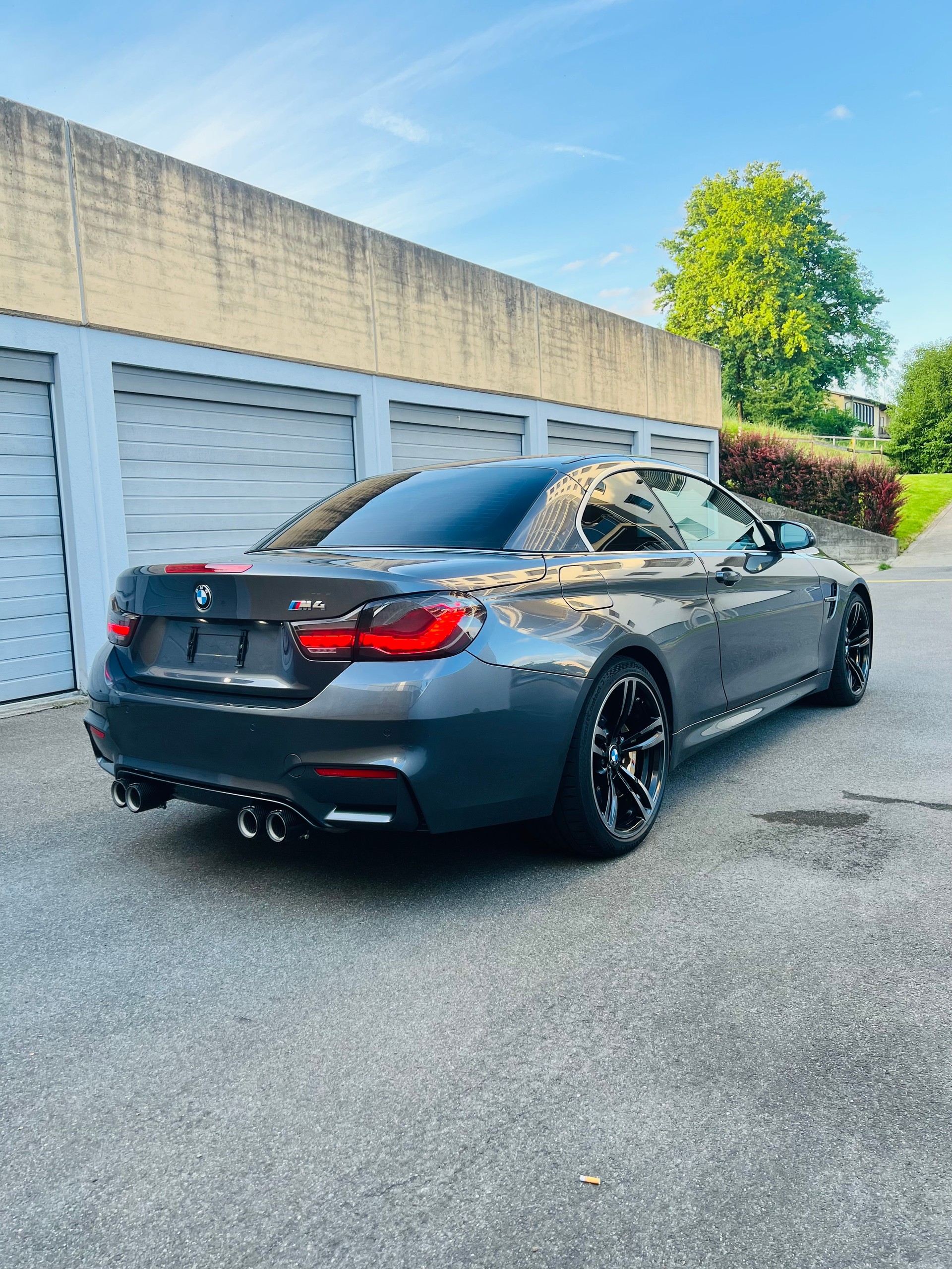 BMW M4-image-2